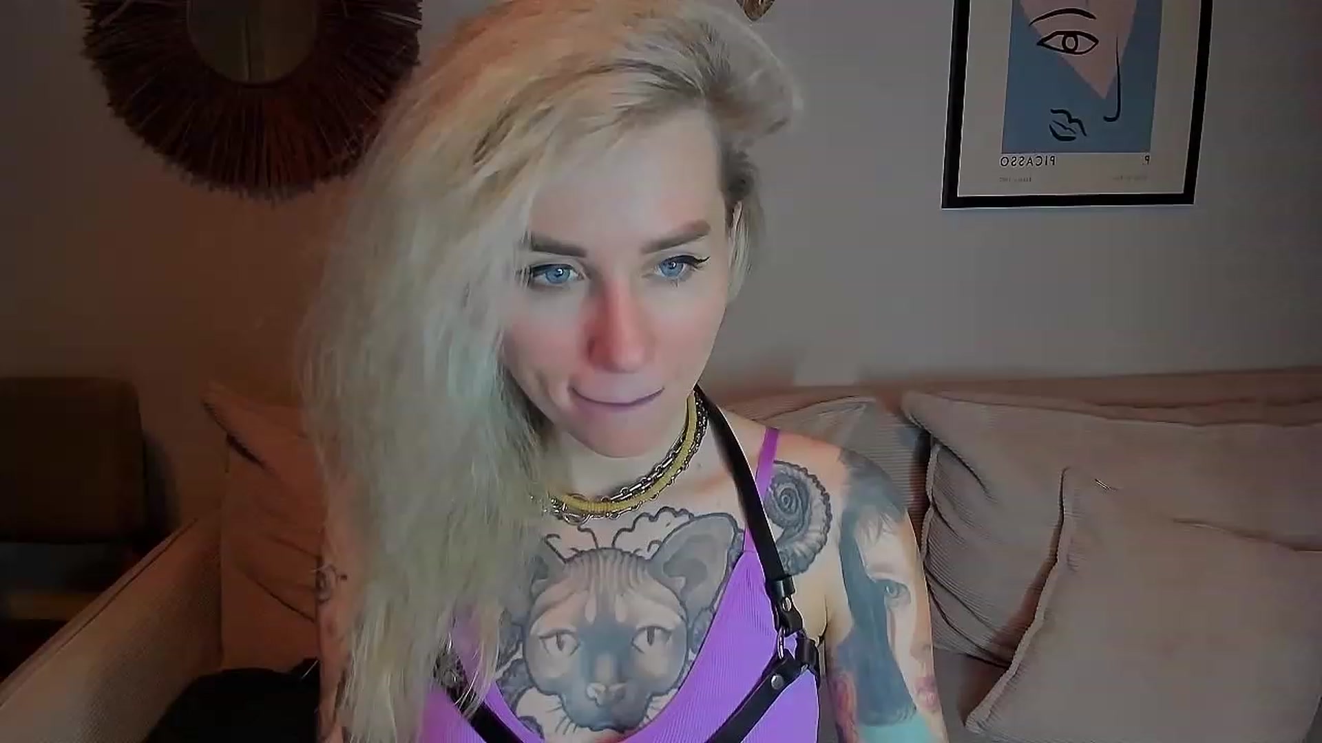 Gallery image thumbnail from Alexa_Smithhh's myfreecams stream on, 11/05/2023, 18:54 image 3 of 20