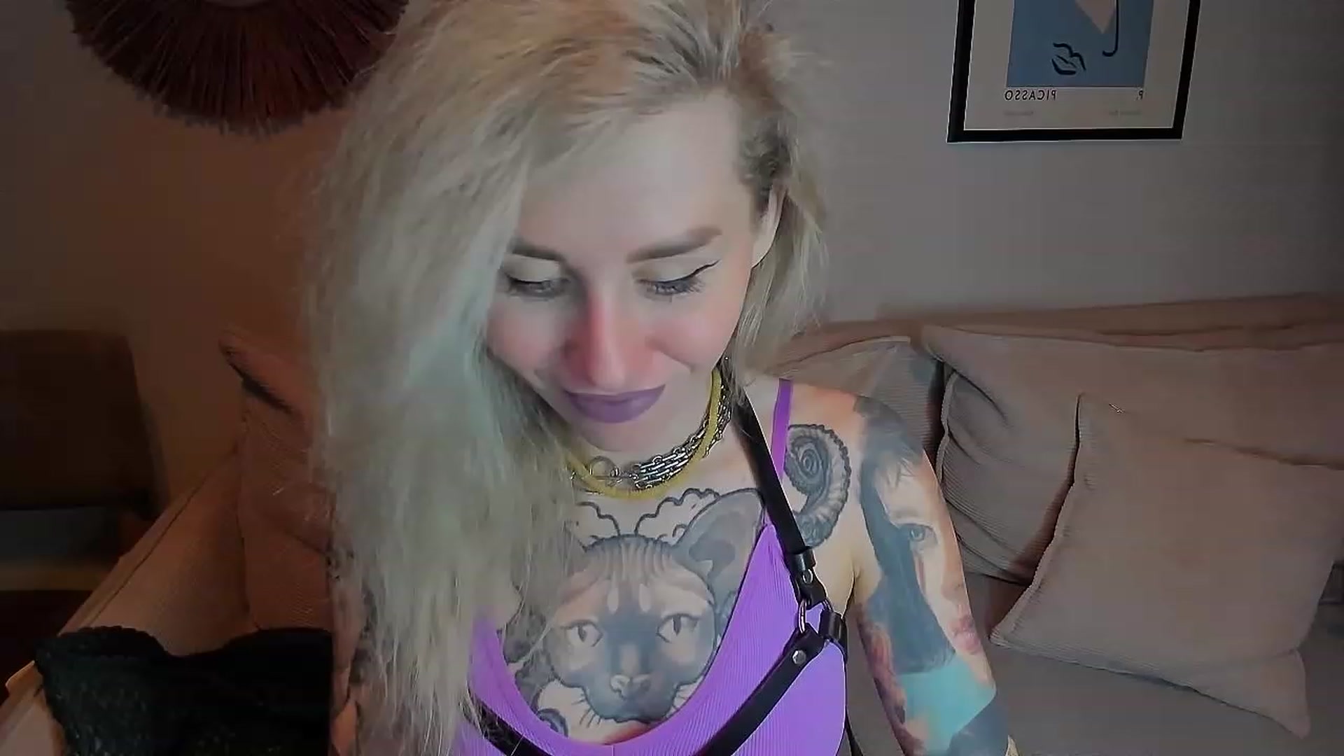 Gallery image thumbnail from Alexa_Smithhh's myfreecams stream on, 11/05/2023, 18:54 image 13 of 20