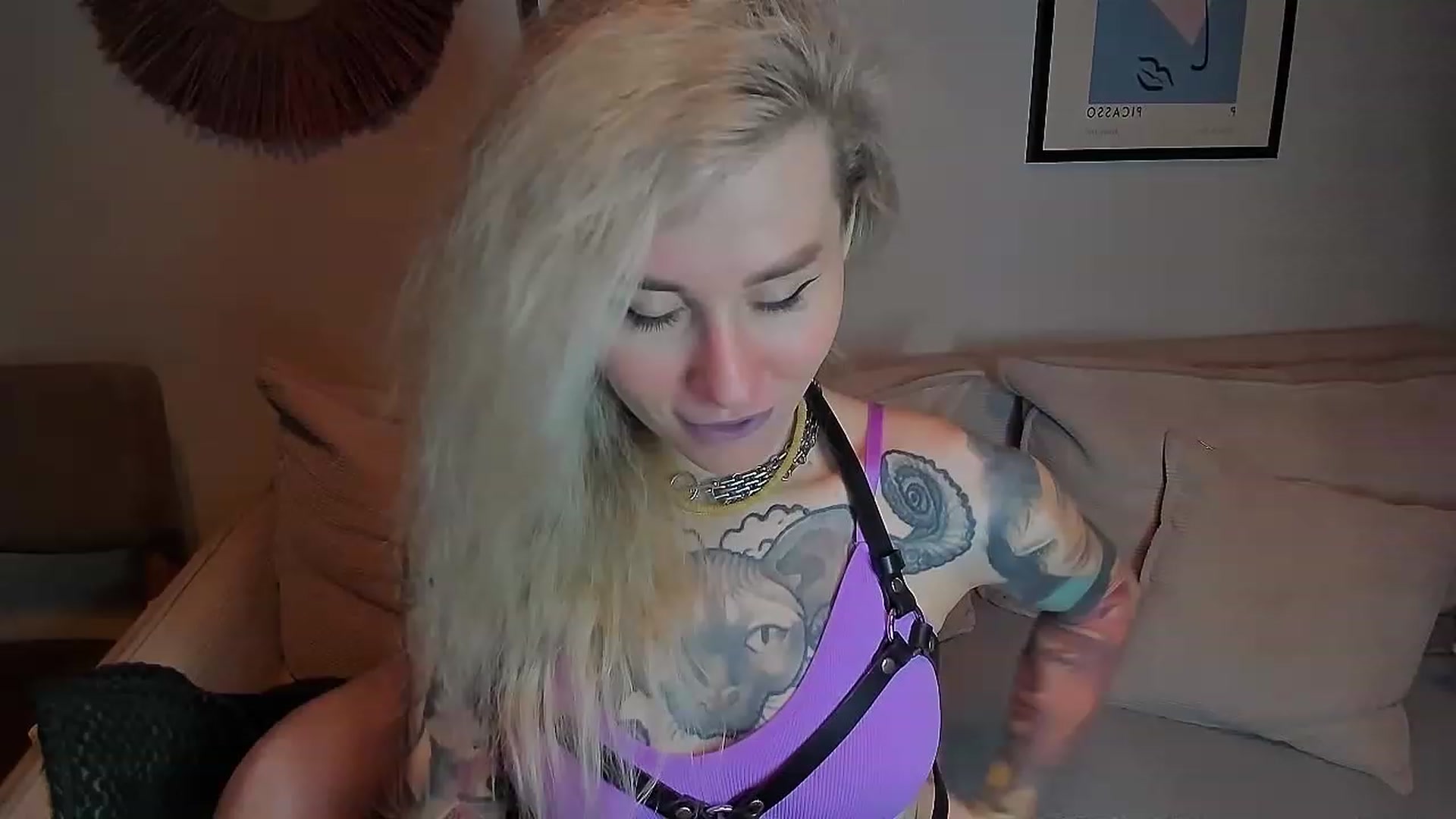 Gallery image thumbnail from Alexa_Smithhh's myfreecams stream on, 11/05/2023, 18:54 image 10 of 20