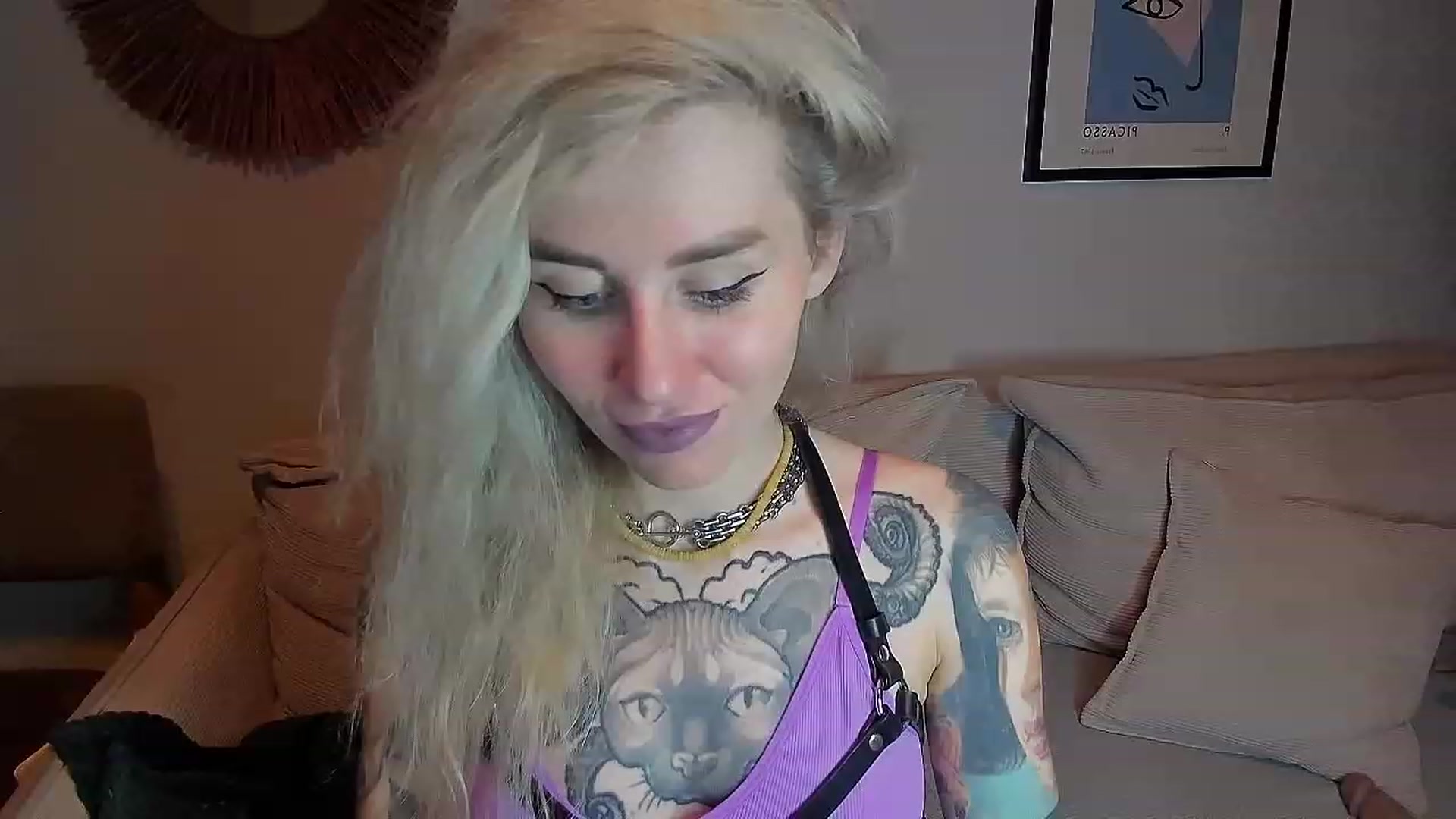 Gallery image thumbnail from Alexa_Smithhh's myfreecams stream on, 11/05/2023, 21:26 image 2 of 20