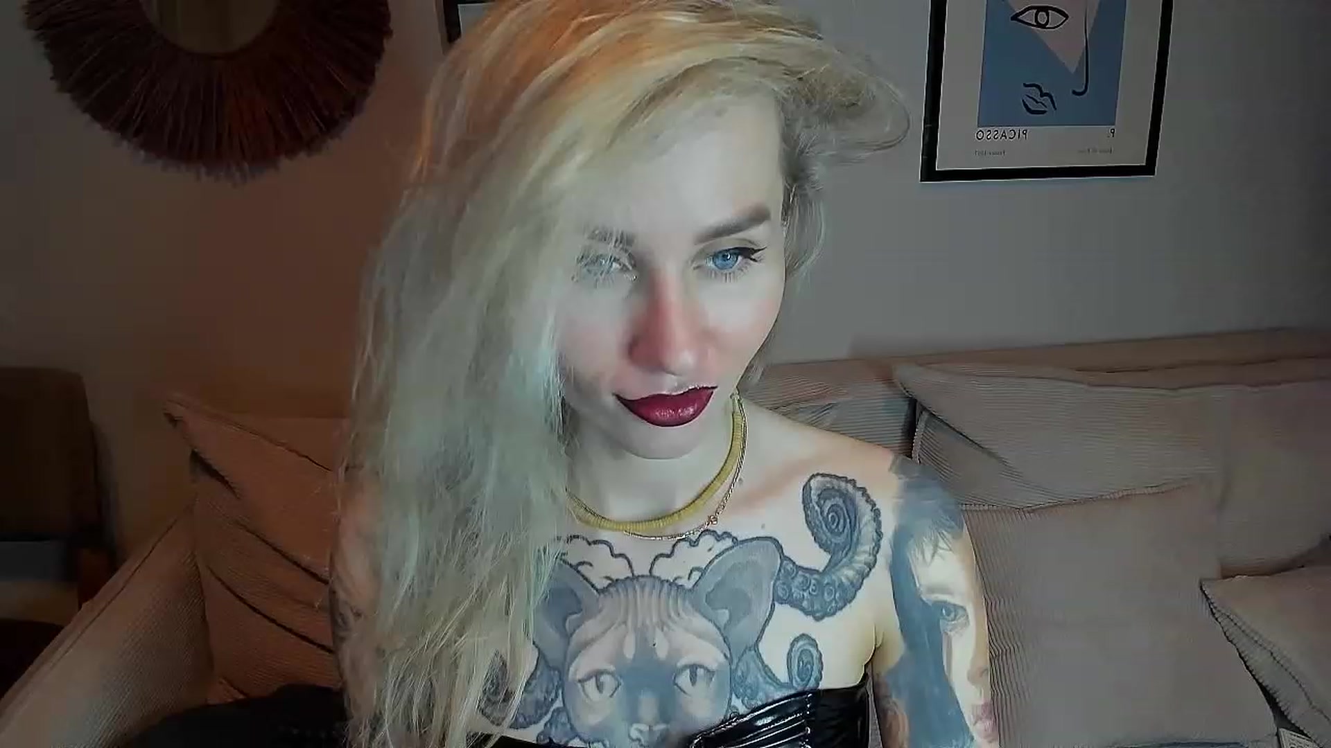 Gallery image thumbnail from Alexa_Smithhh's myfreecams stream on, 11/06/2023, 19:41 image 11 of 20