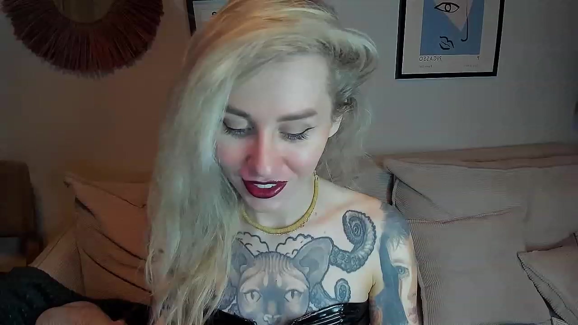 Gallery image thumbnail from Alexa_Smithhh's myfreecams stream on, 11/06/2023, 19:41 image 8 of 20