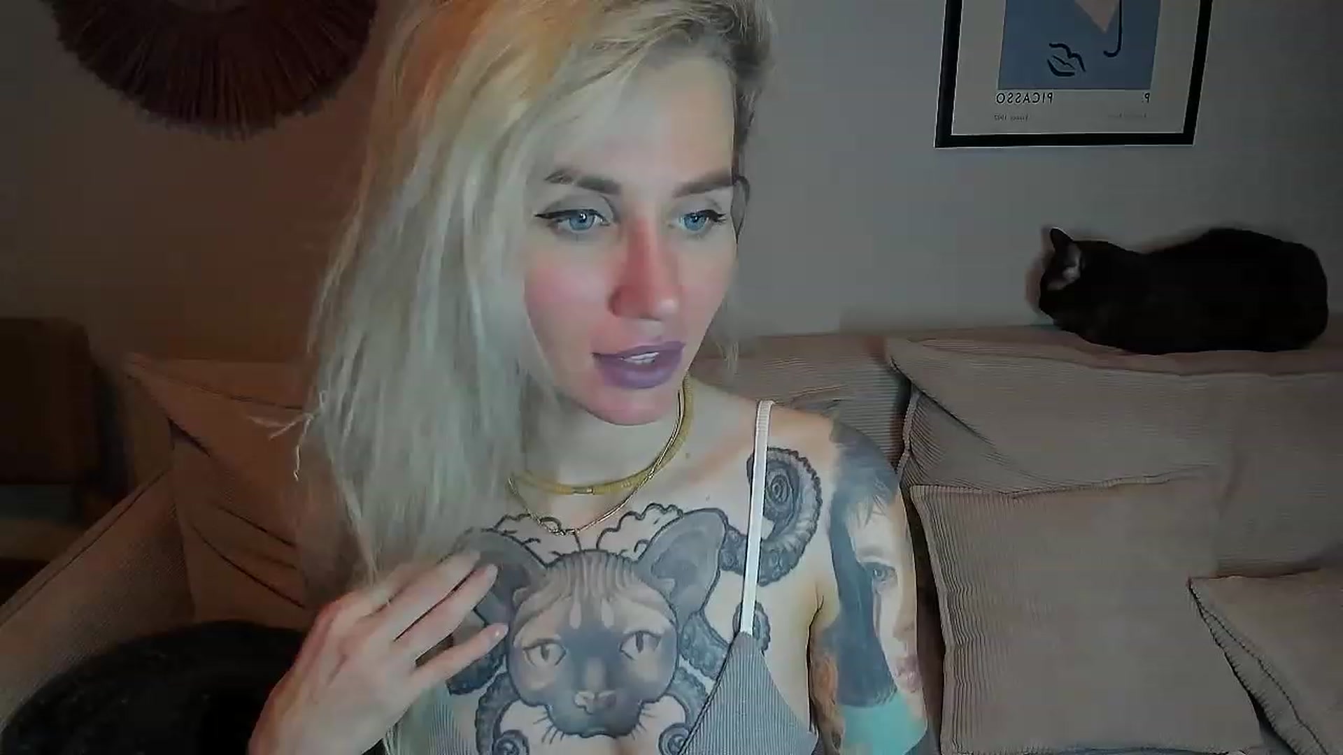 Gallery image thumbnail from Alexa_Smithhh's myfreecams stream on, 11/07/2023, 18:56 image 10 of 20