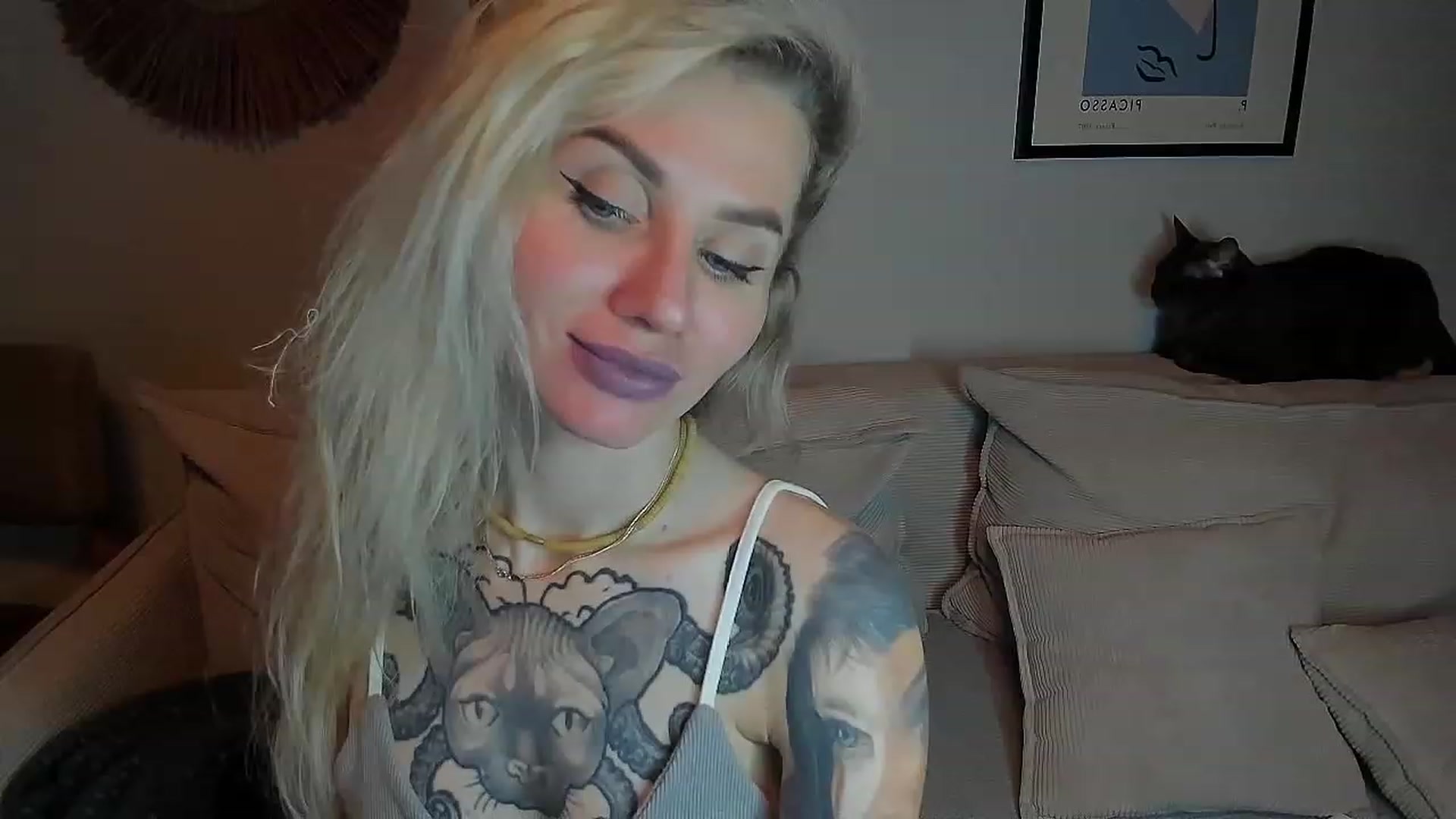 Gallery image thumbnail from Alexa_Smithhh's myfreecams stream on, 11/07/2023, 18:56 image 4 of 20