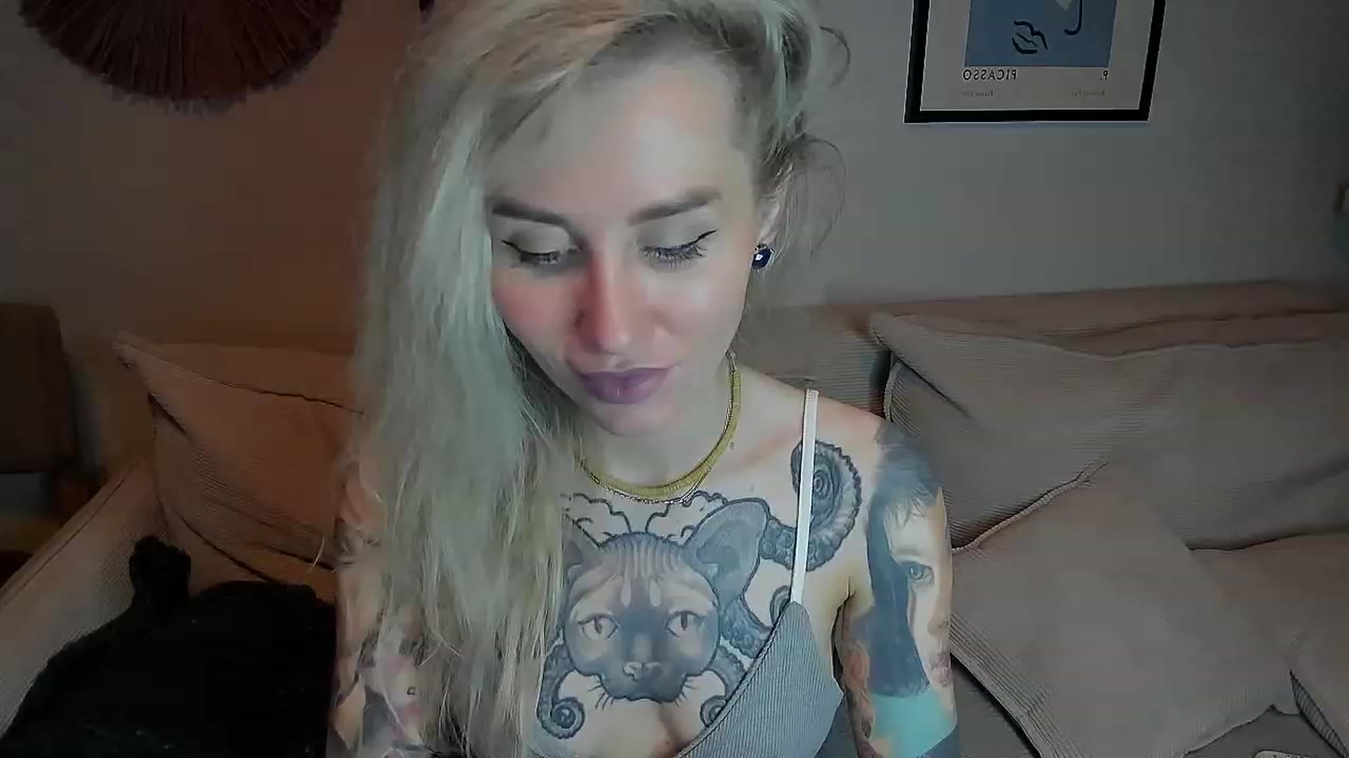 Gallery image thumbnail from Alexa_Smithhh's myfreecams stream on, 11/07/2023, 22:13 image 12 of 20