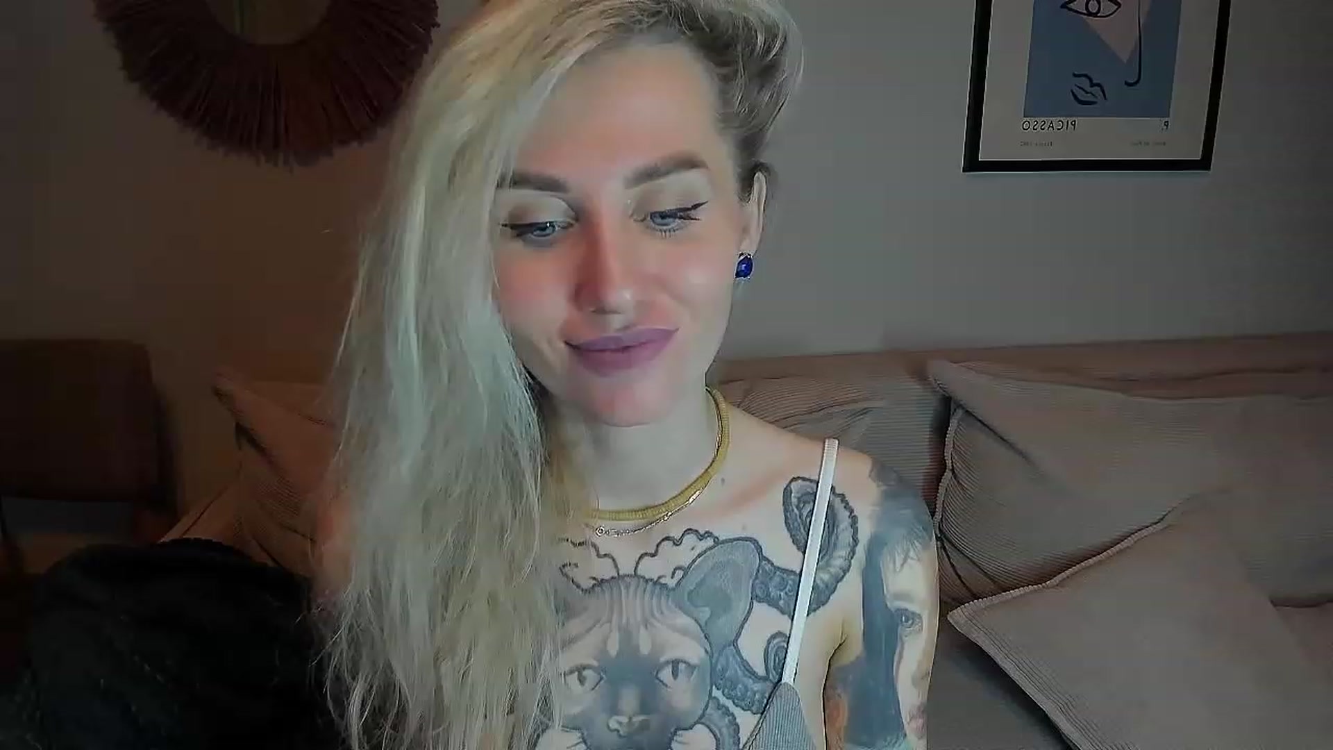 Gallery image thumbnail from Alexa_Smithhh's myfreecams stream on, 11/07/2023, 22:13 image 4 of 20