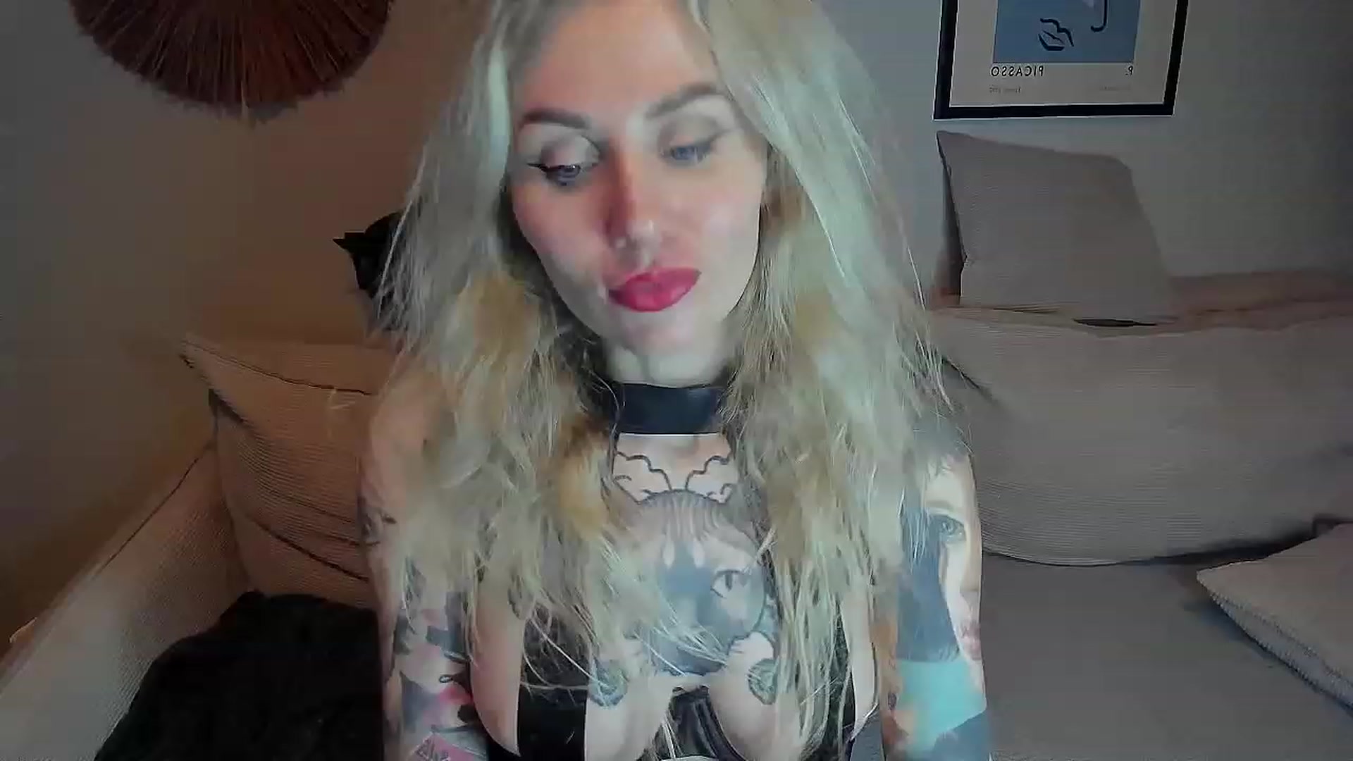 Gallery image thumbnail from Alexa_Smithhh's myfreecams stream on, 11/09/2023, 21:22 image 2 of 20