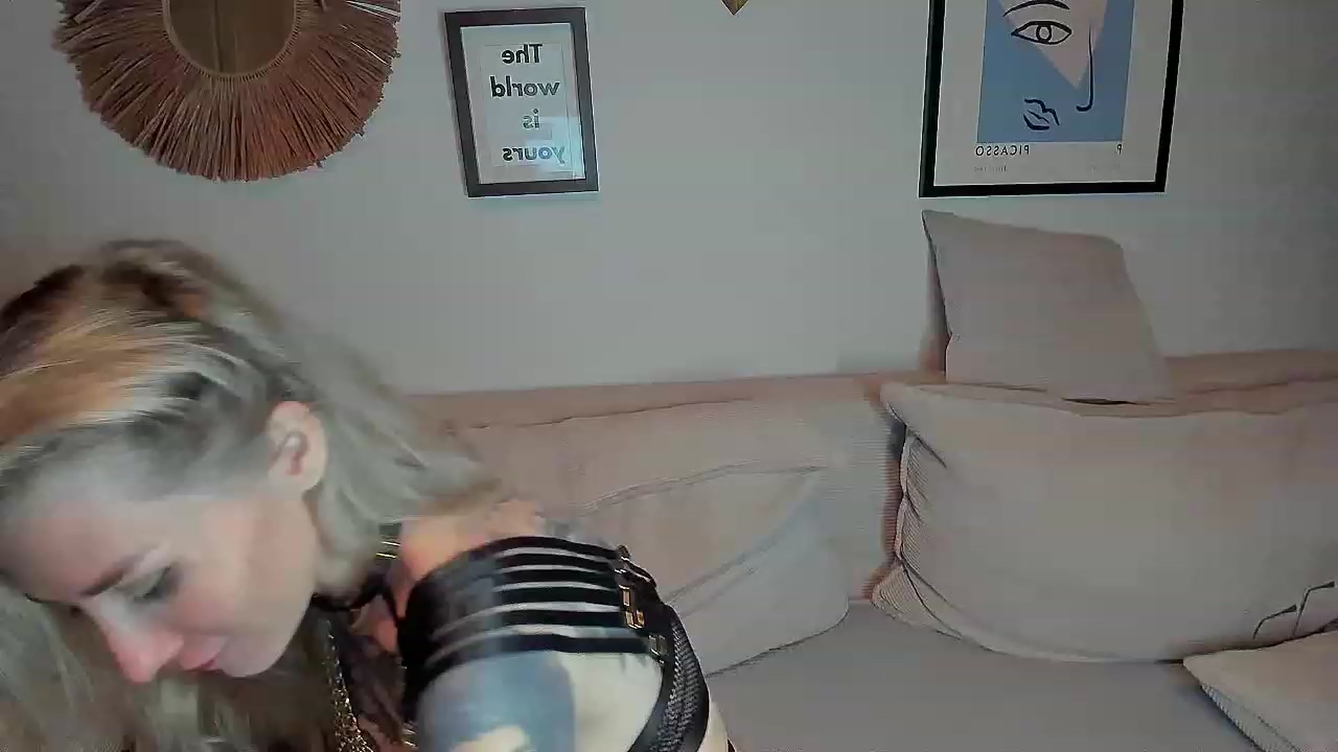 Gallery image thumbnail from Alexa_Smithhh's myfreecams stream on, 11/11/2023, 21:08 image 4 of 20