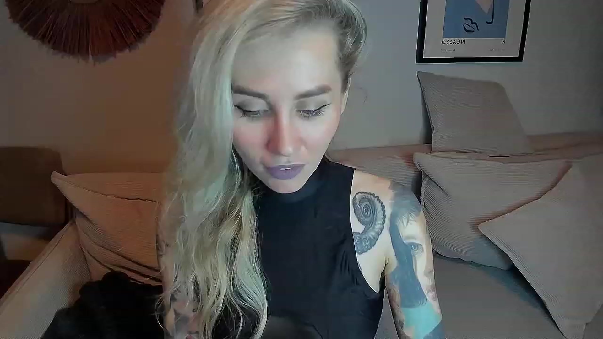 Gallery image thumbnail from Alexa_Smithhh's myfreecams stream on, 11/12/2023, 18:13 image 14 of 20