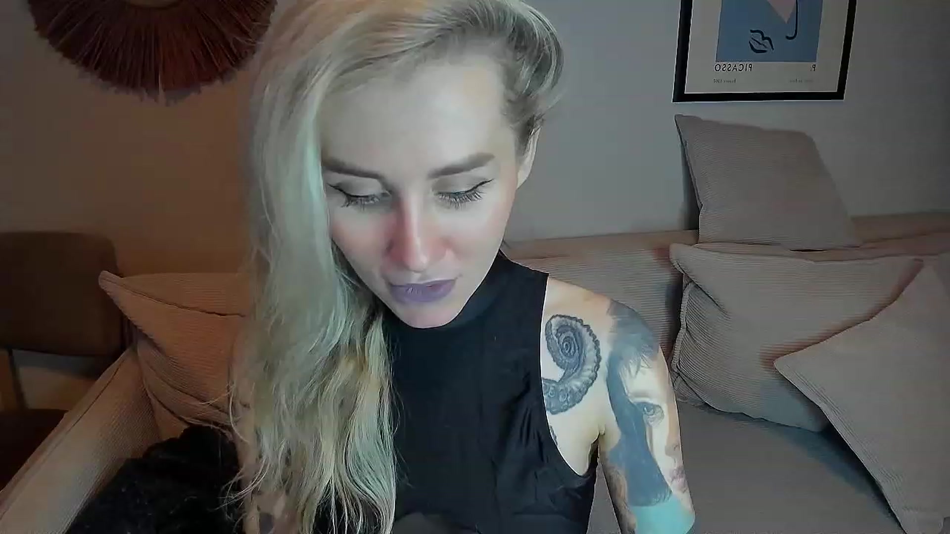 Gallery image thumbnail from Alexa_Smithhh's myfreecams stream on, 11/12/2023, 18:59 image 1 of 20