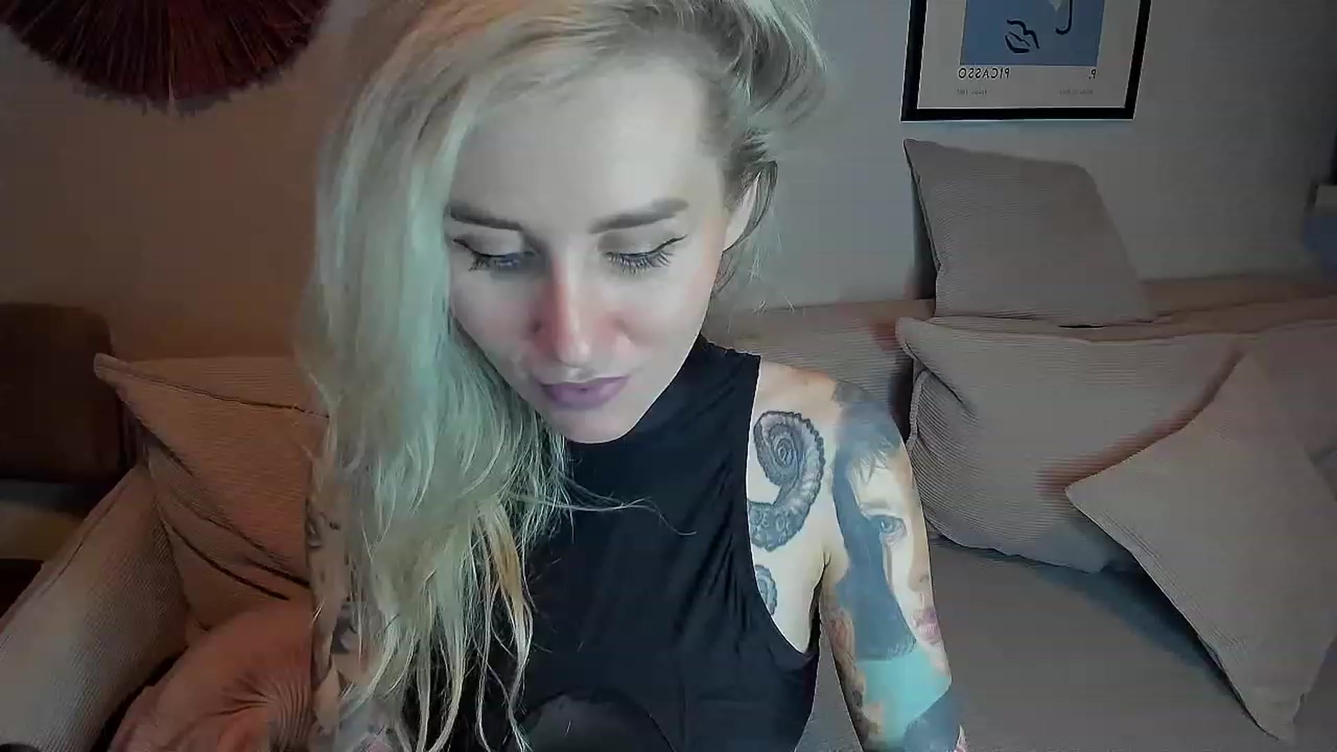 Gallery image thumbnail from Alexa_Smithhh's myfreecams stream on, 11/12/2023, 19:44 image 20 of 20