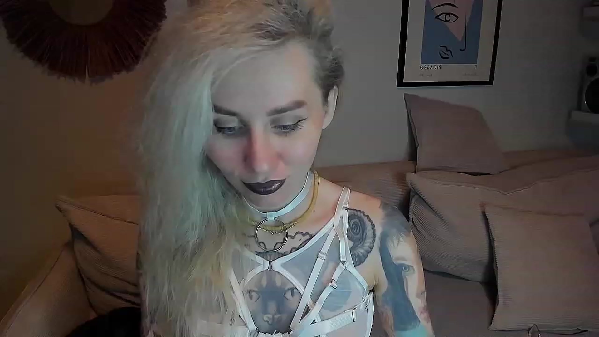 Gallery image thumbnail from Alexa_Smithhh's myfreecams stream on, 11/13/2023, 20:22 image 10 of 20