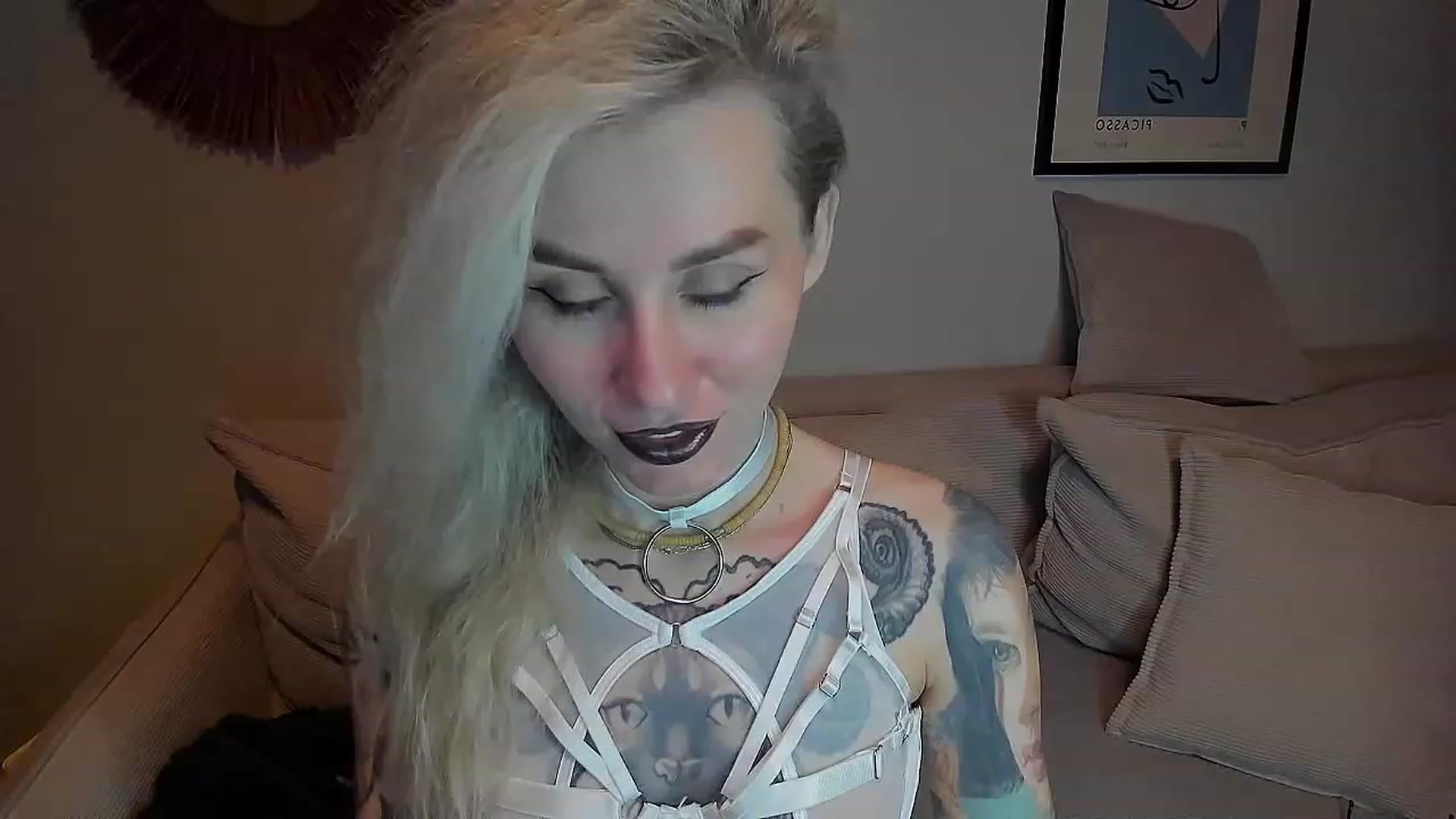 Gallery image thumbnail from Alexa_Smithhh's myfreecams stream on, 11/13/2023, 20:22 image 2 of 20