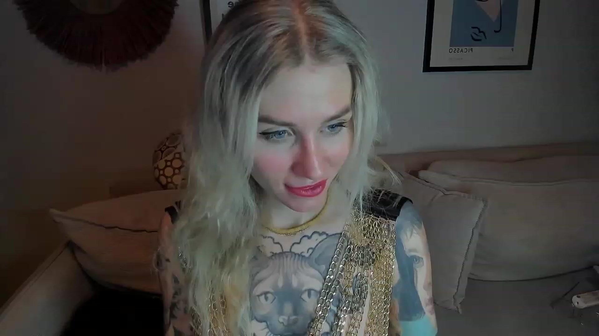 Gallery image thumbnail from Alexa_Smithhh's myfreecams stream on, 12/04/2023, 18:11 image 4 of 20