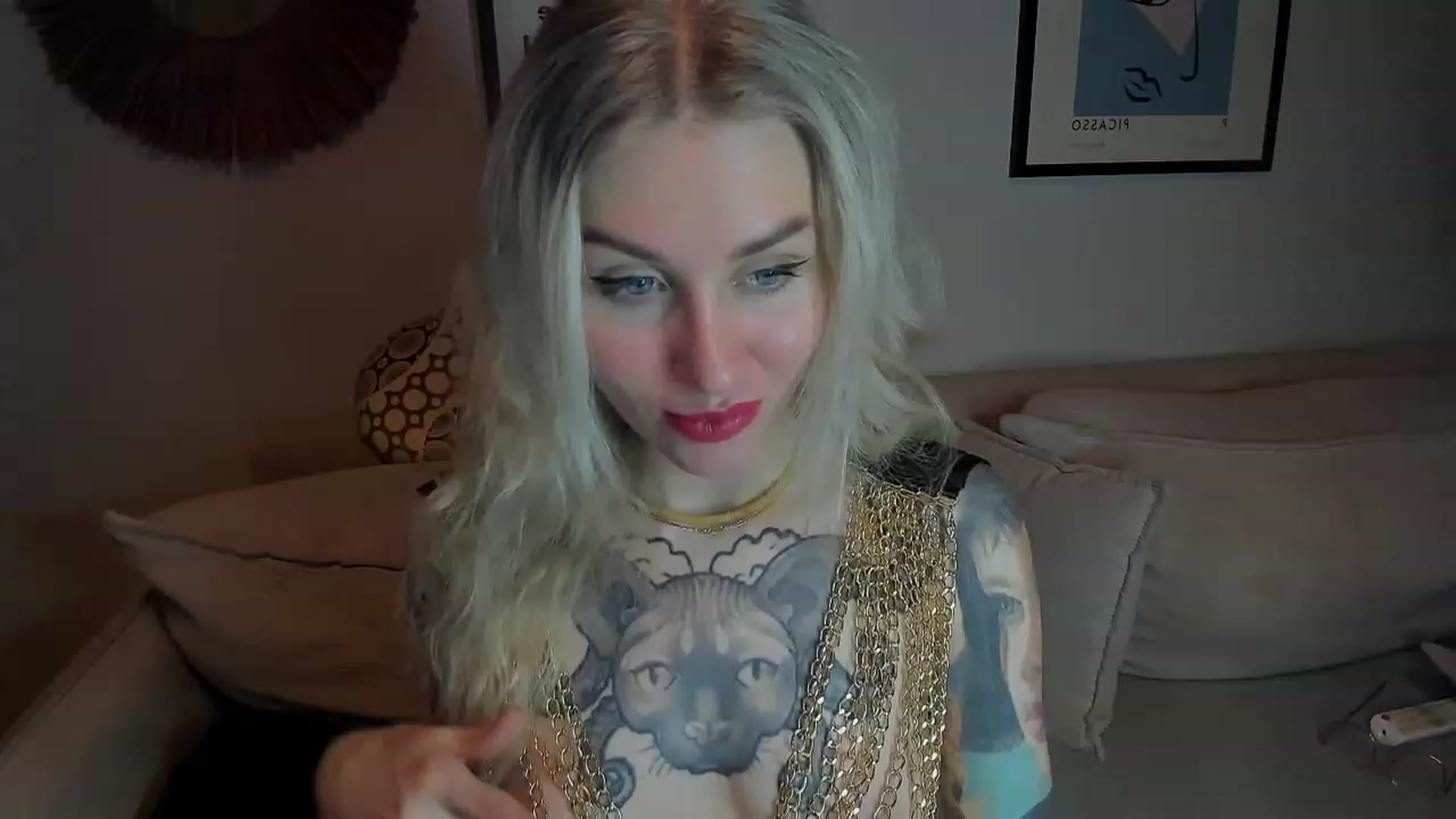 Gallery image thumbnail from Alexa_Smithhh's myfreecams stream on, 12/04/2023, 18:11 image 17 of 20