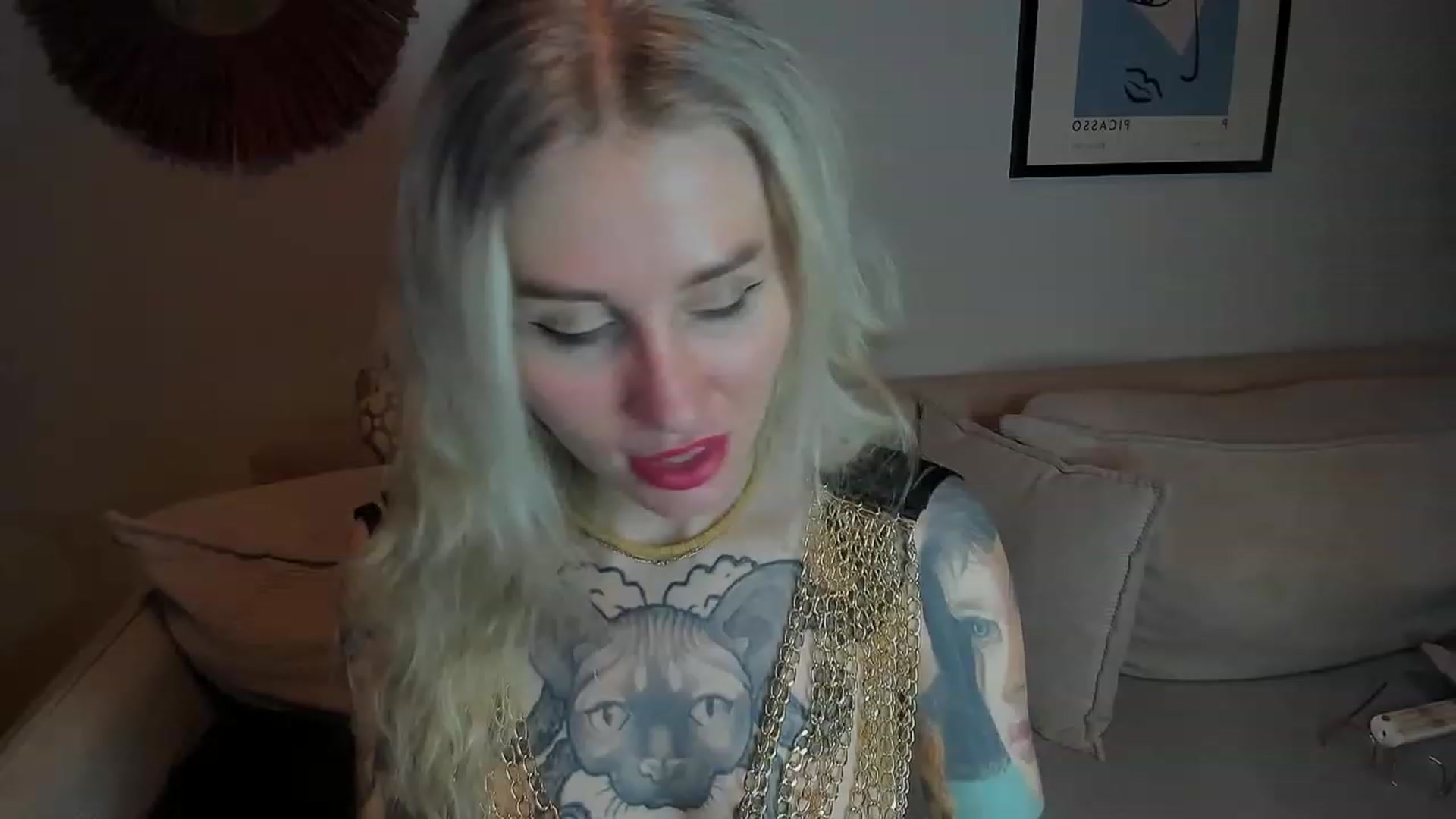 Gallery image thumbnail from Alexa_Smithhh's myfreecams stream on, 12/04/2023, 18:11 image 14 of 20