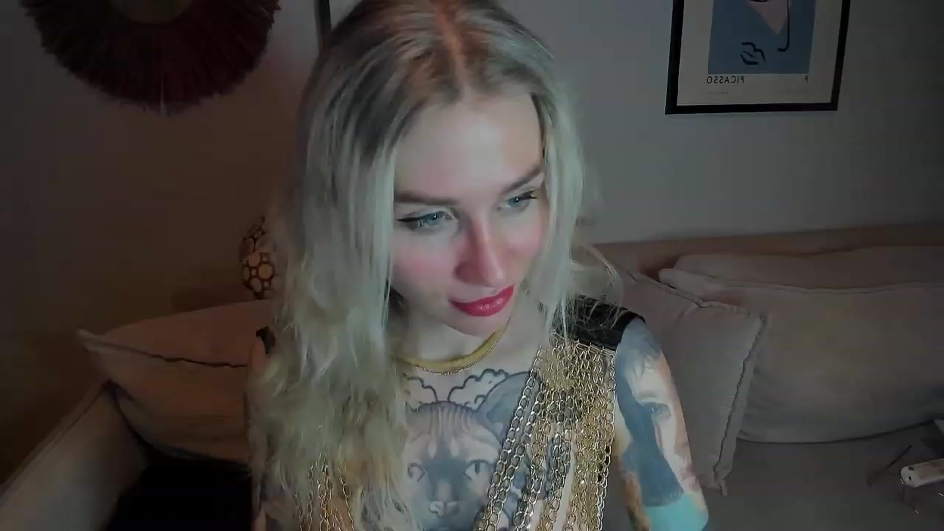 Gallery image thumbnail from Alexa_Smithhh's myfreecams stream on, 12/04/2023, 18:11 image 9 of 20