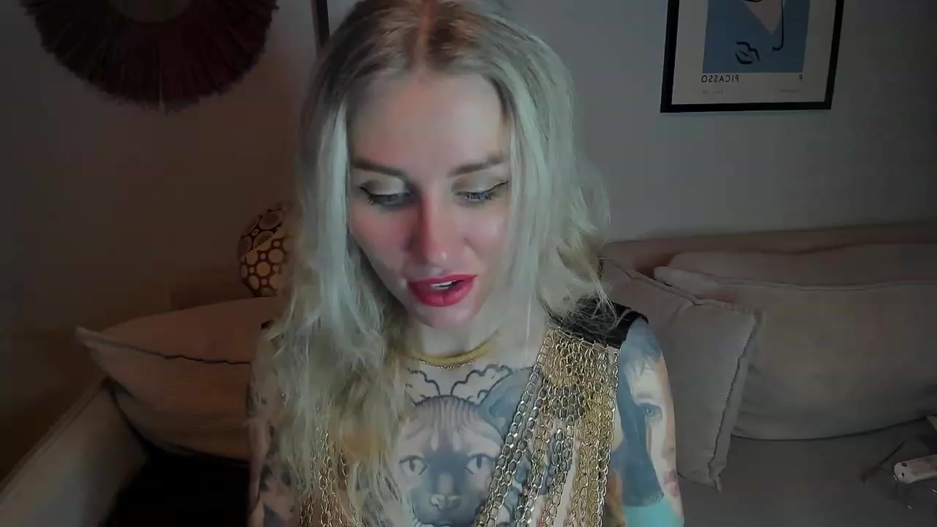 Gallery image thumbnail from Alexa_Smithhh's myfreecams stream on, 12/04/2023, 18:11 image 10 of 20