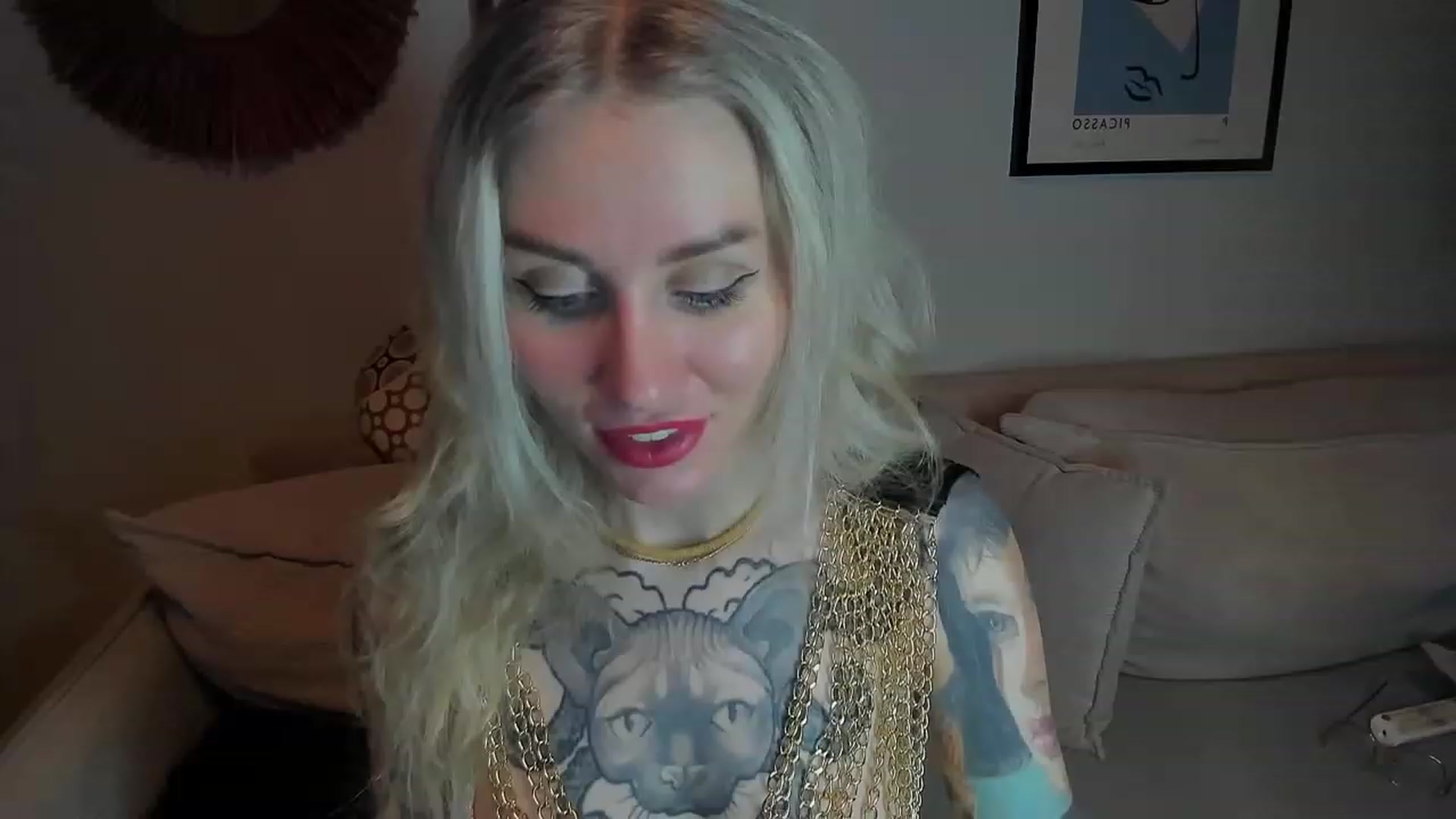 Gallery image thumbnail from Alexa_Smithhh's myfreecams stream on, 12/04/2023, 18:11 image 18 of 20