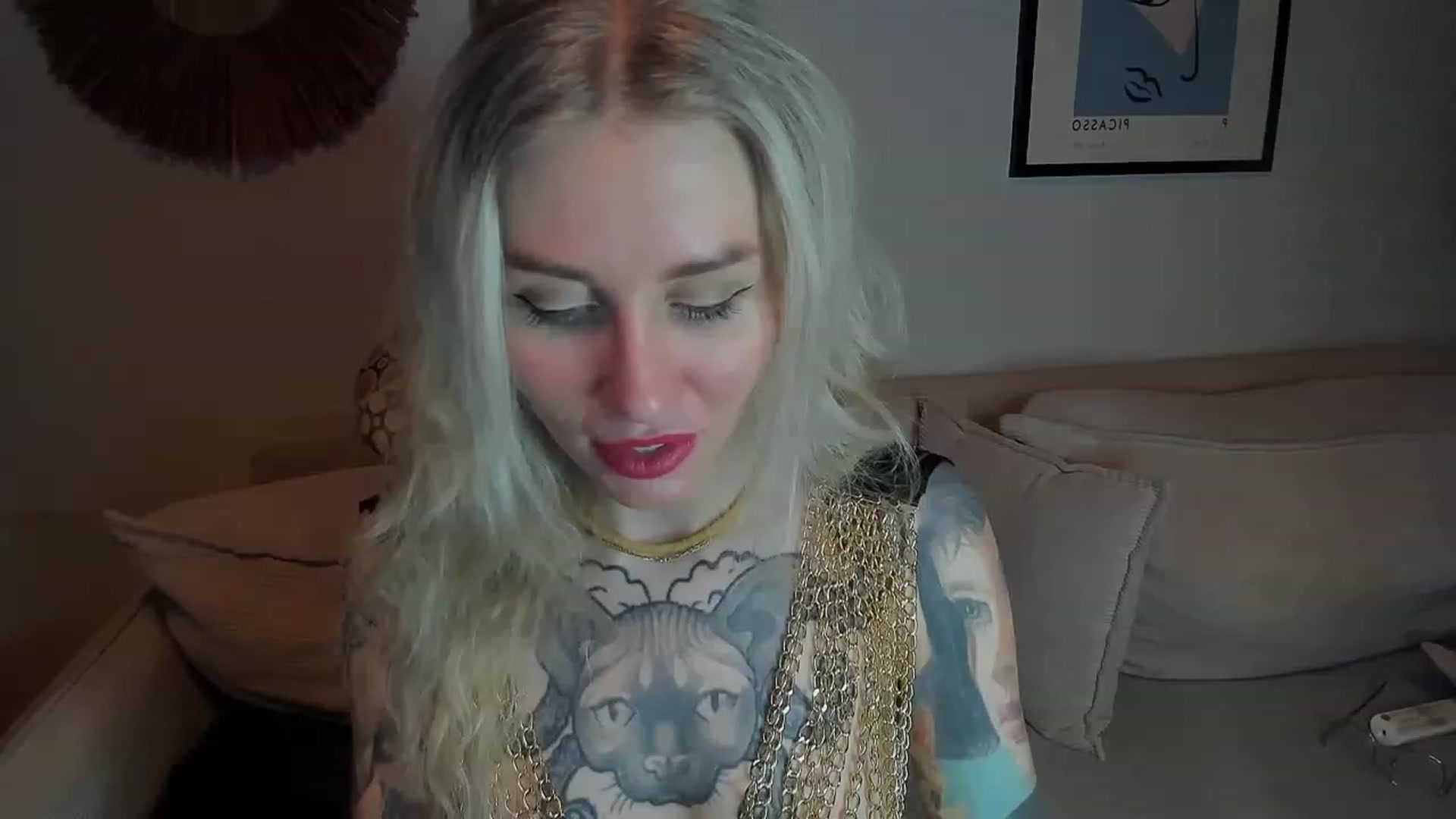 Gallery image thumbnail from Alexa_Smithhh's myfreecams stream on, 12/04/2023, 18:11 image 15 of 20