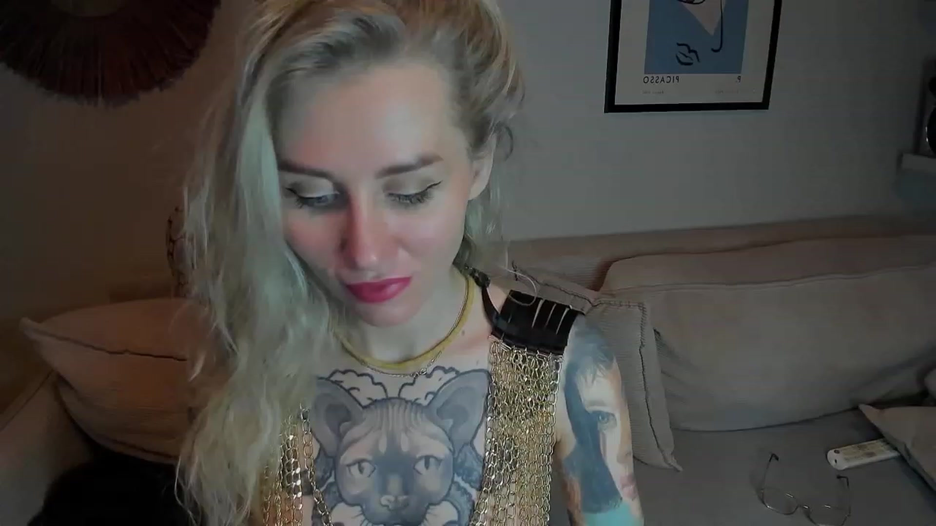 Gallery image thumbnail from Alexa_Smithhh's myfreecams stream on, 12/04/2023, 20:06 image 7 of 20