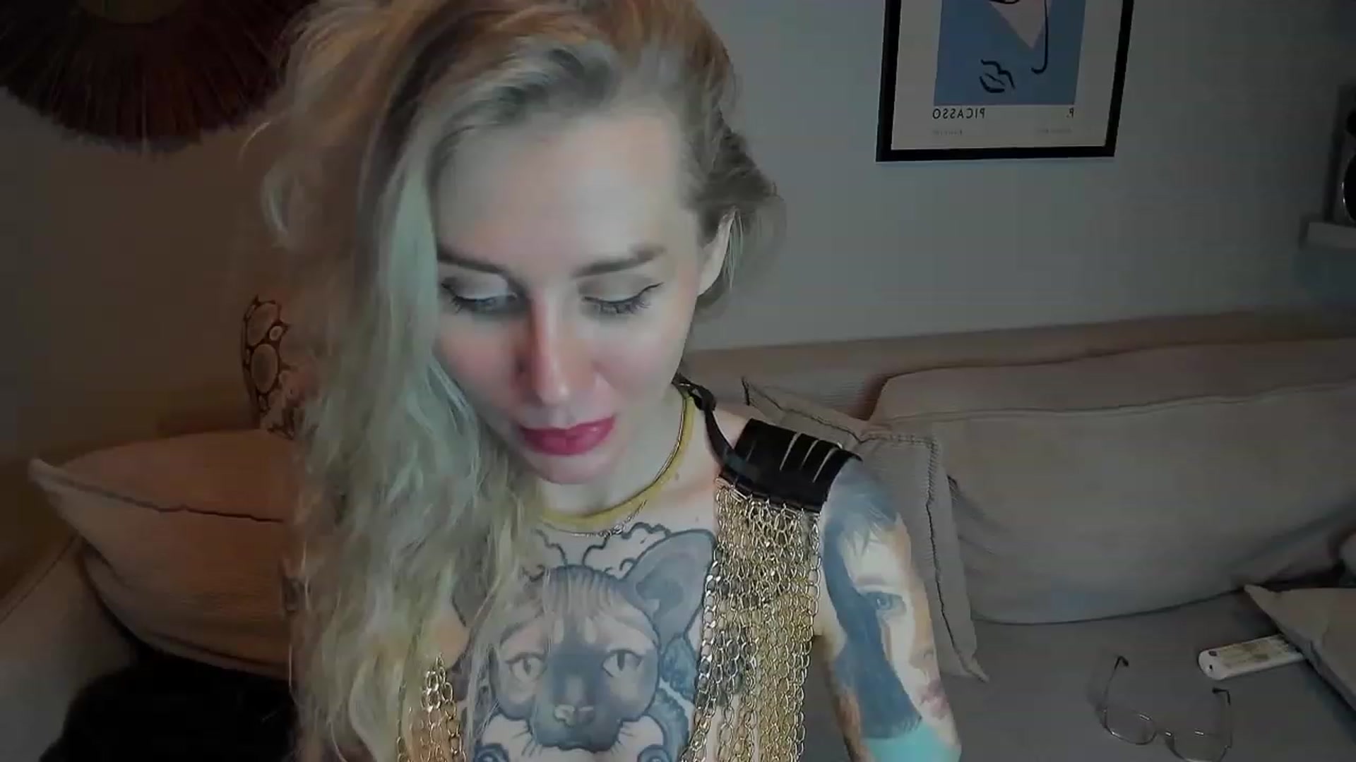 Gallery image thumbnail from Alexa_Smithhh's myfreecams stream on, 12/04/2023, 20:06 image 9 of 20