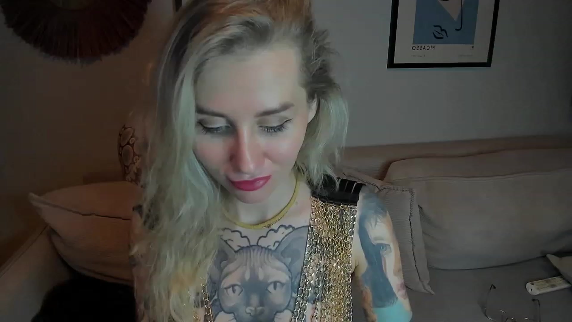 Gallery image thumbnail from Alexa_Smithhh's myfreecams stream on, 12/04/2023, 20:06 image 18 of 20