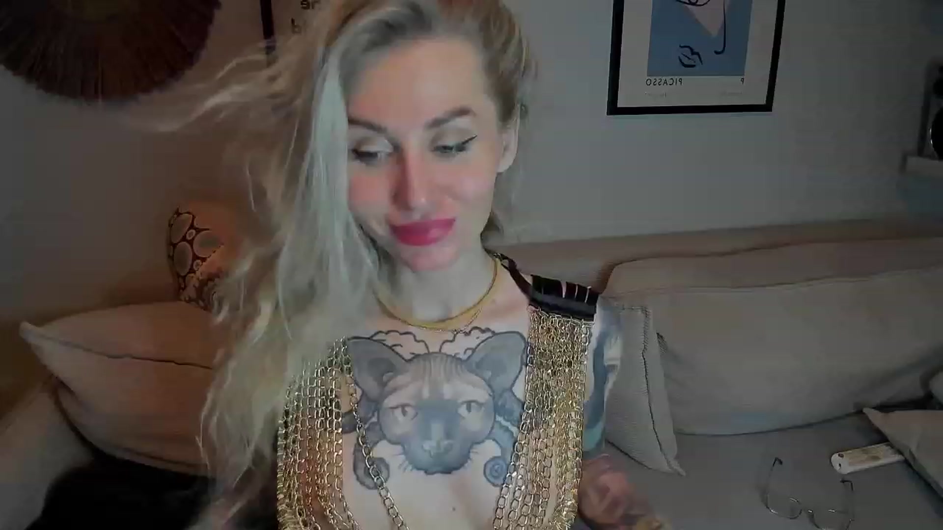 Gallery image thumbnail from Alexa_Smithhh's myfreecams stream on, 12/04/2023, 20:06 image 6 of 20