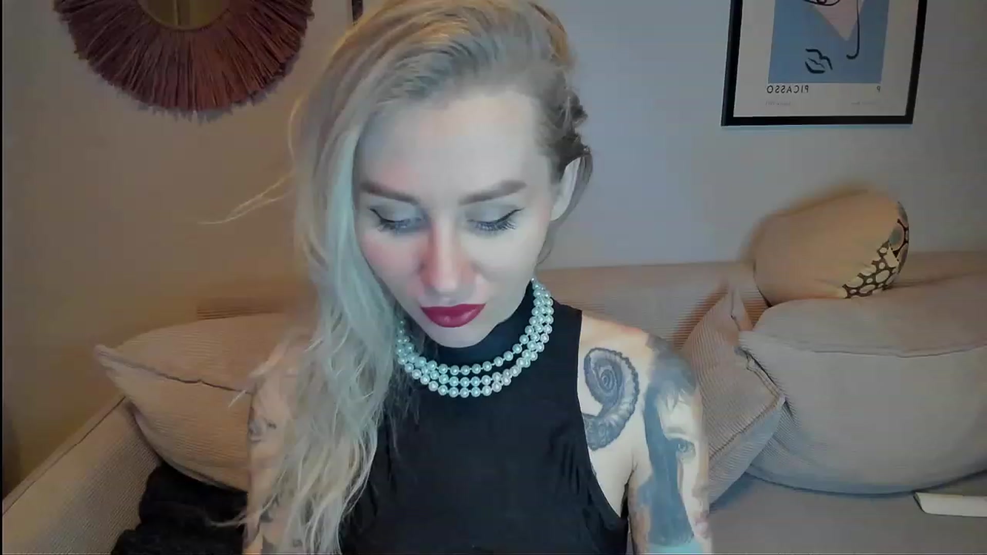 Gallery image thumbnail from Alexa_Smithhh's myfreecams stream on, 12/06/2023, 18:35 image 8 of 20