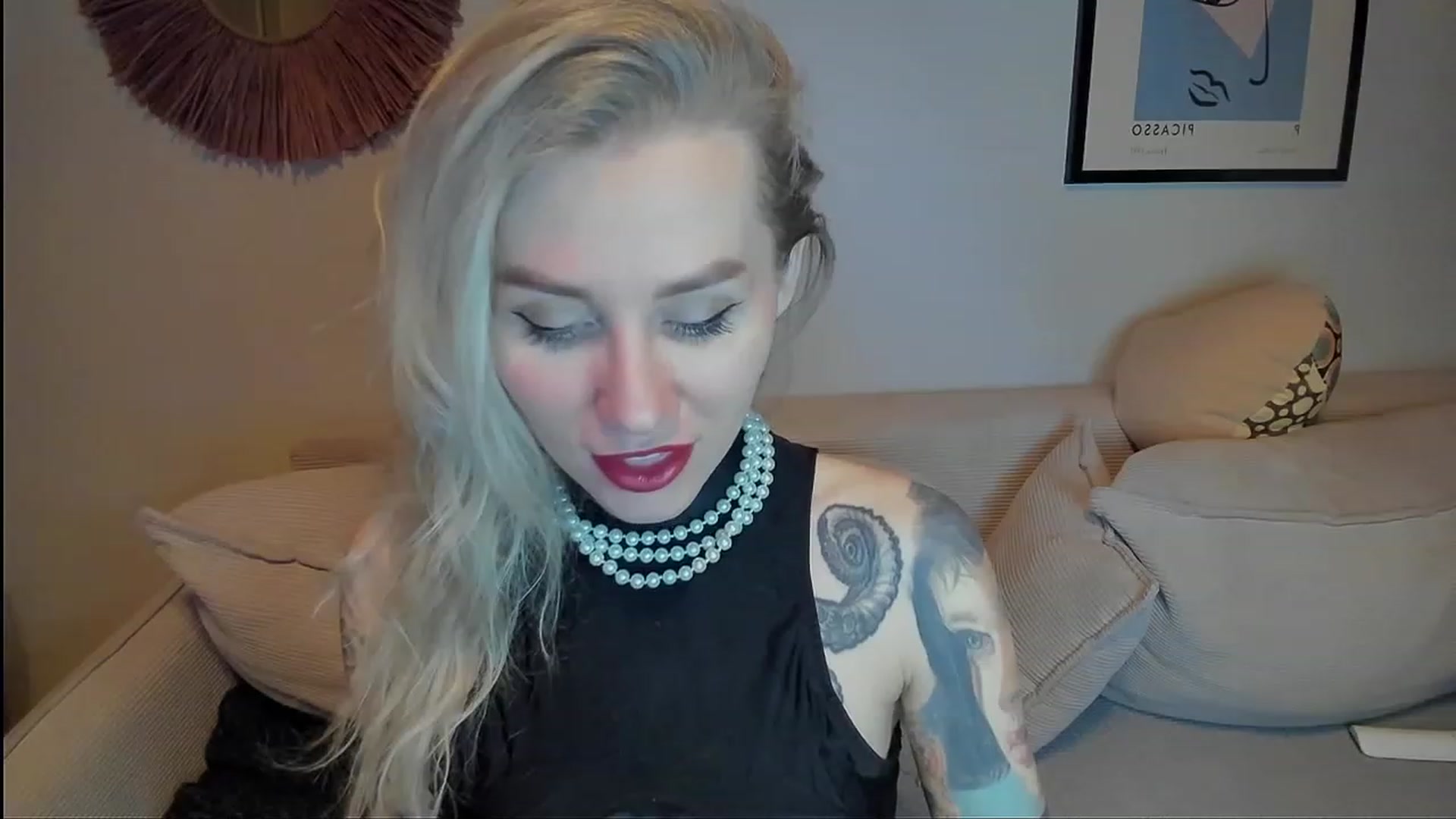 Gallery image thumbnail from Alexa_Smithhh's myfreecams stream on, 12/06/2023, 18:35 image 11 of 20