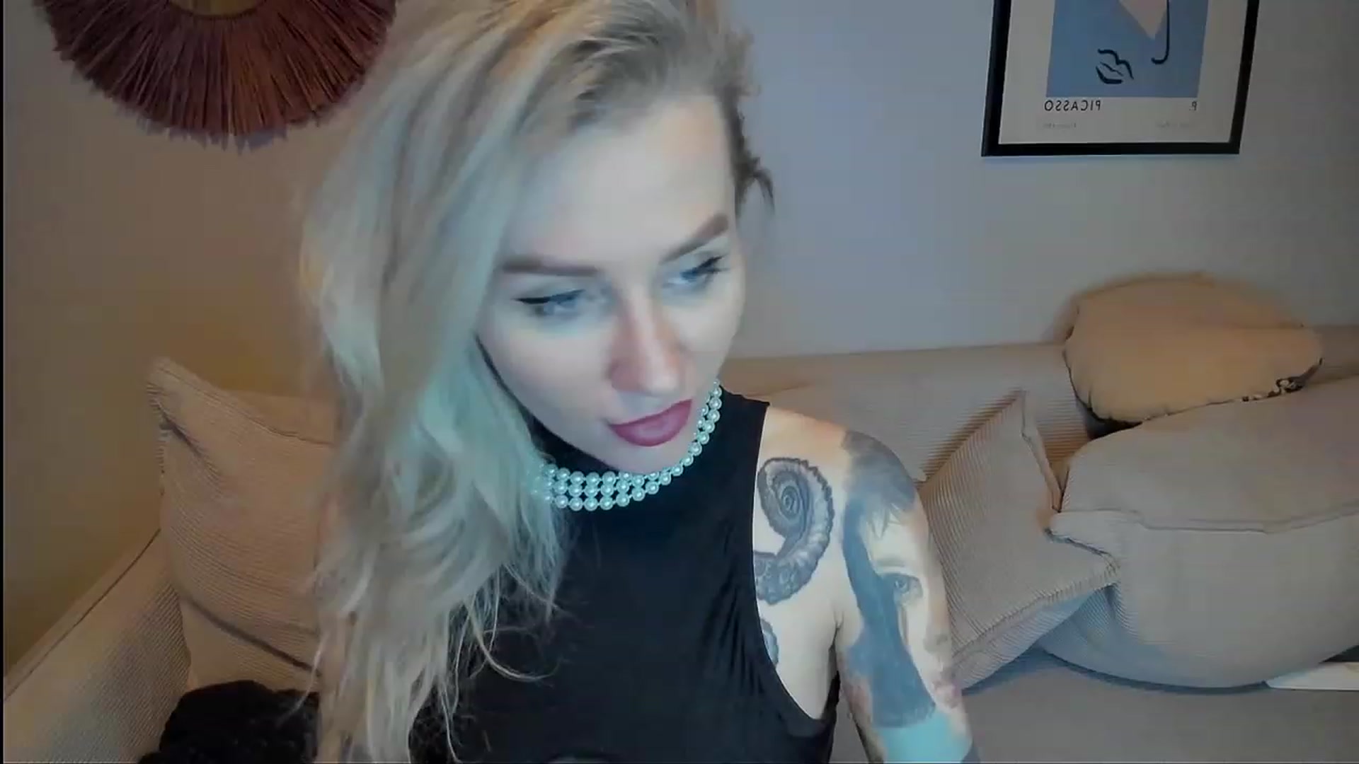 Gallery image thumbnail from Alexa_Smithhh's myfreecams stream on, 12/06/2023, 20:42 image 14 of 20