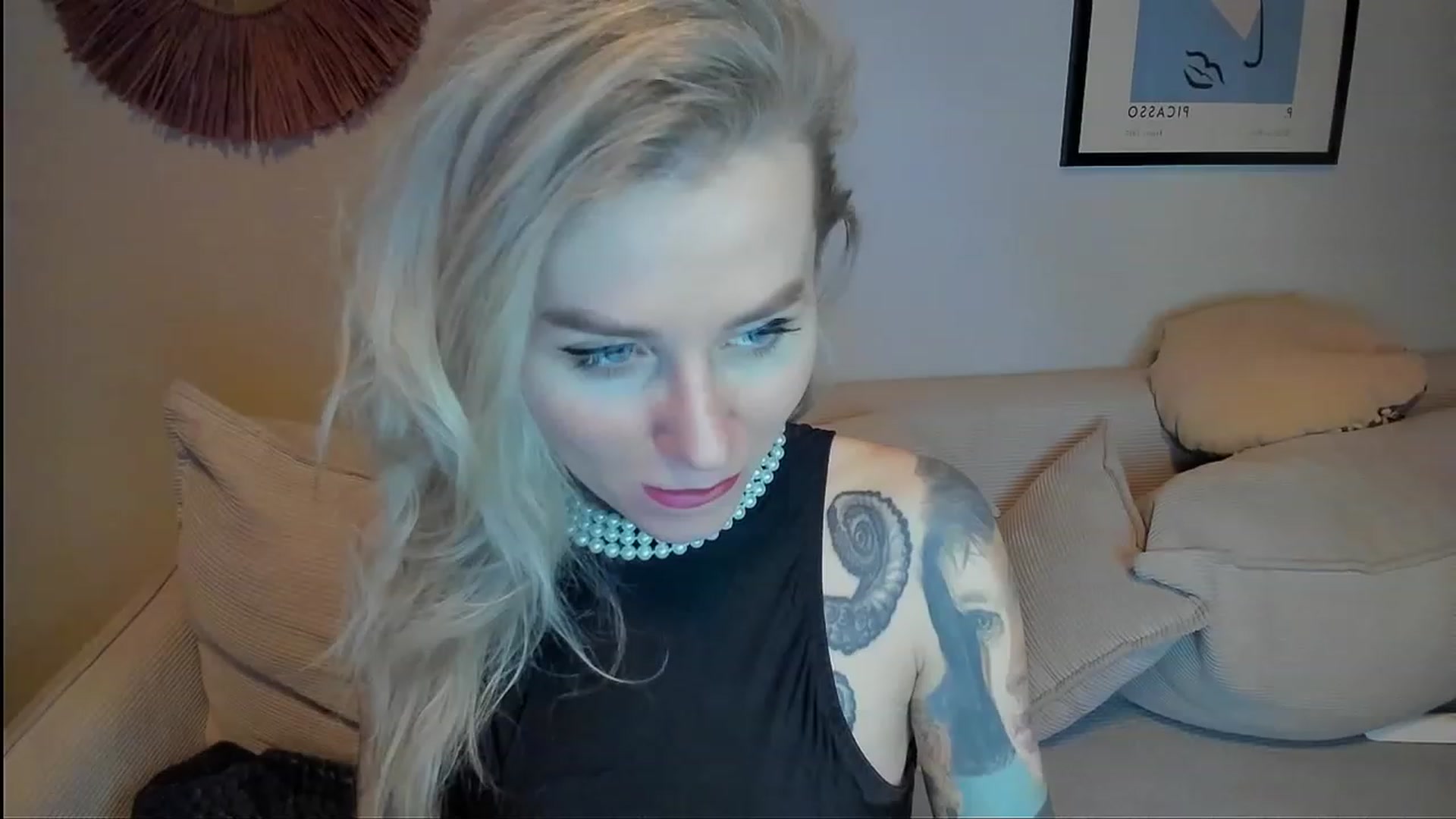 Gallery image thumbnail from Alexa_Smithhh's myfreecams stream on, 12/06/2023, 20:42 image 2 of 20