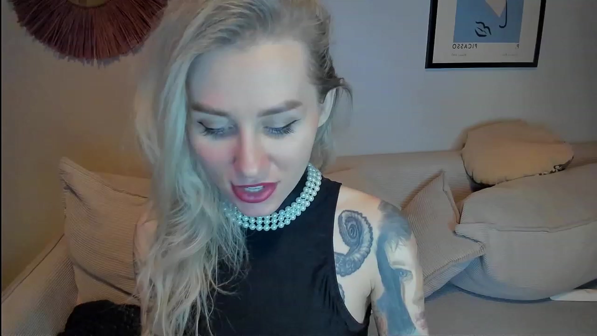 Gallery image thumbnail from Alexa_Smithhh's myfreecams stream on, 12/06/2023, 20:42 image 16 of 20