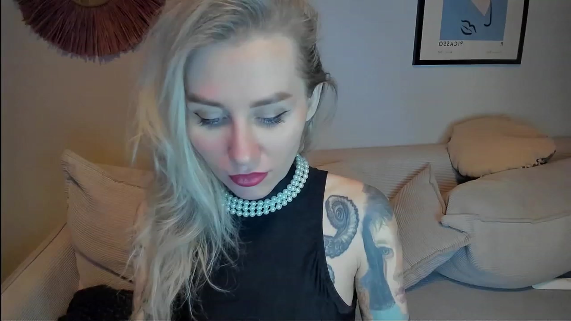 Gallery image thumbnail from Alexa_Smithhh's myfreecams stream on, 12/06/2023, 20:42 image 11 of 20