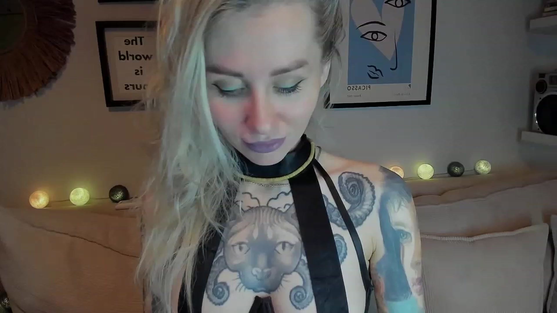 Gallery image thumbnail from Alexa_Smithhh's myfreecams stream on, 12/08/2023, 19:59 image 7 of 20