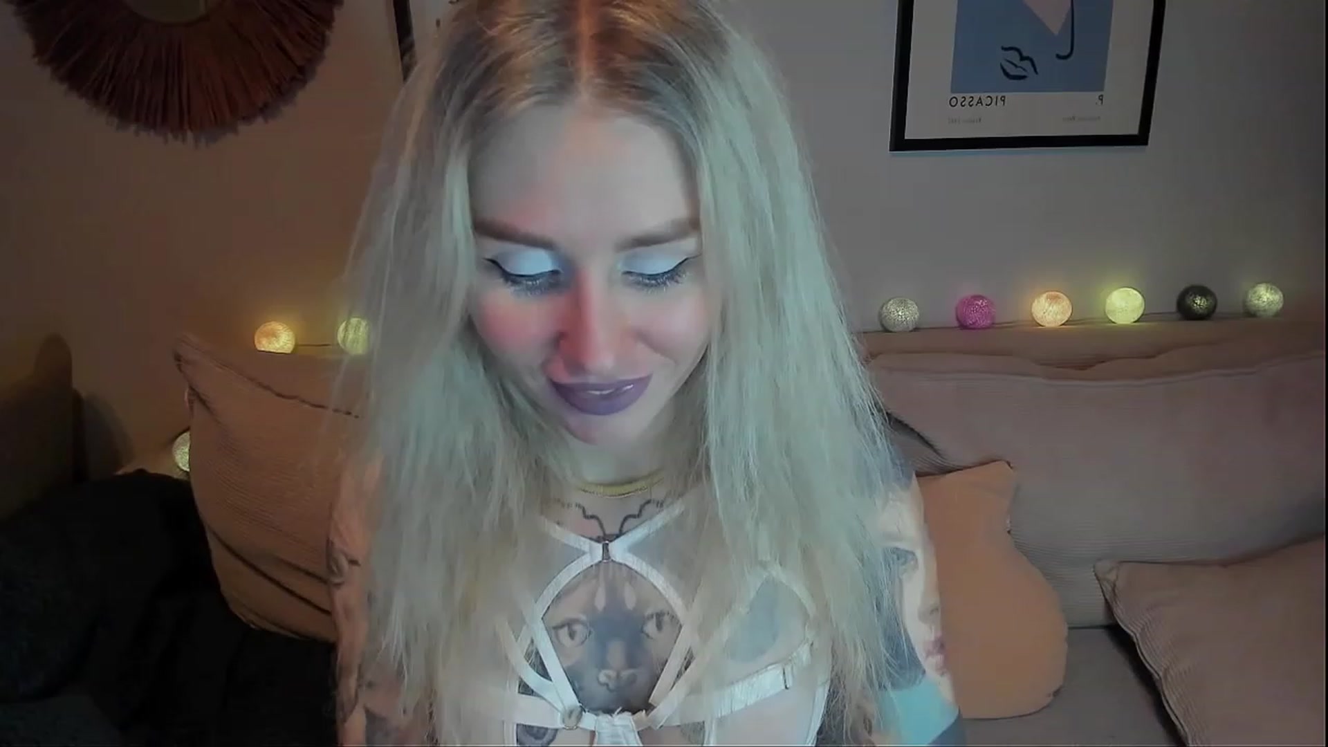 Gallery image thumbnail from Alexa_Smithhh's myfreecams stream on, 12/10/2023, 19:23 image 1 of 20
