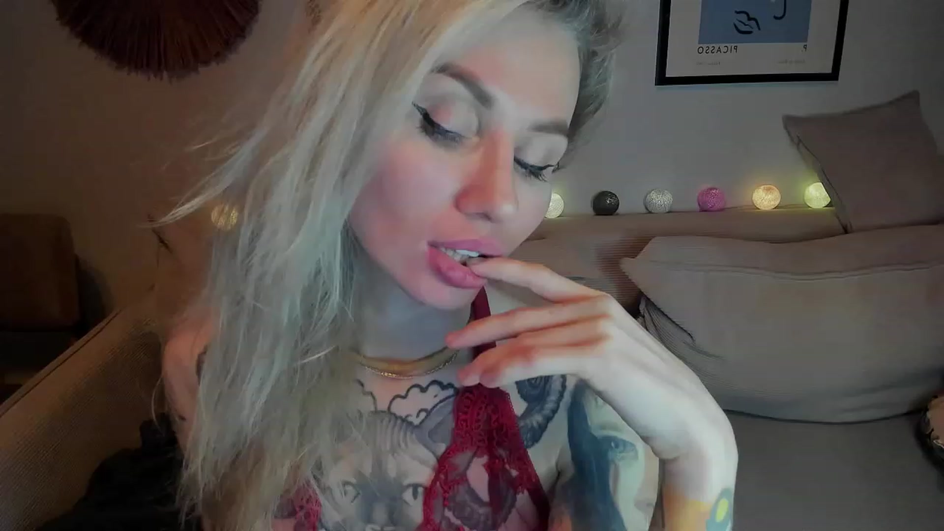 Gallery image thumbnail from Alexa_Smithhh's myfreecams stream on, 12/11/2023, 20:47 image 4 of 20