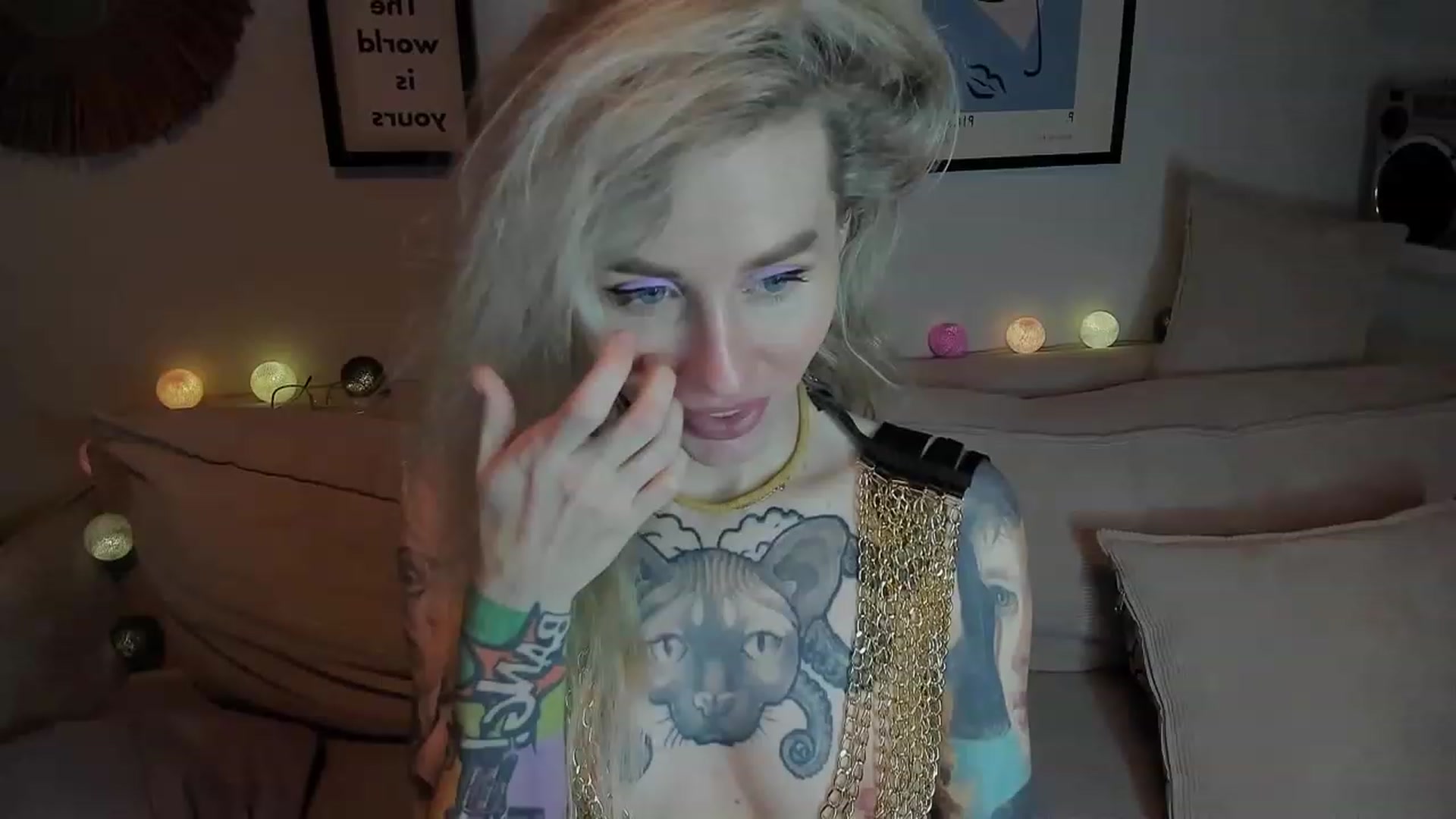 Gallery image thumbnail from Alexa_Smithhh's myfreecams stream on, 12/13/2023, 17:49 image 7 of 20