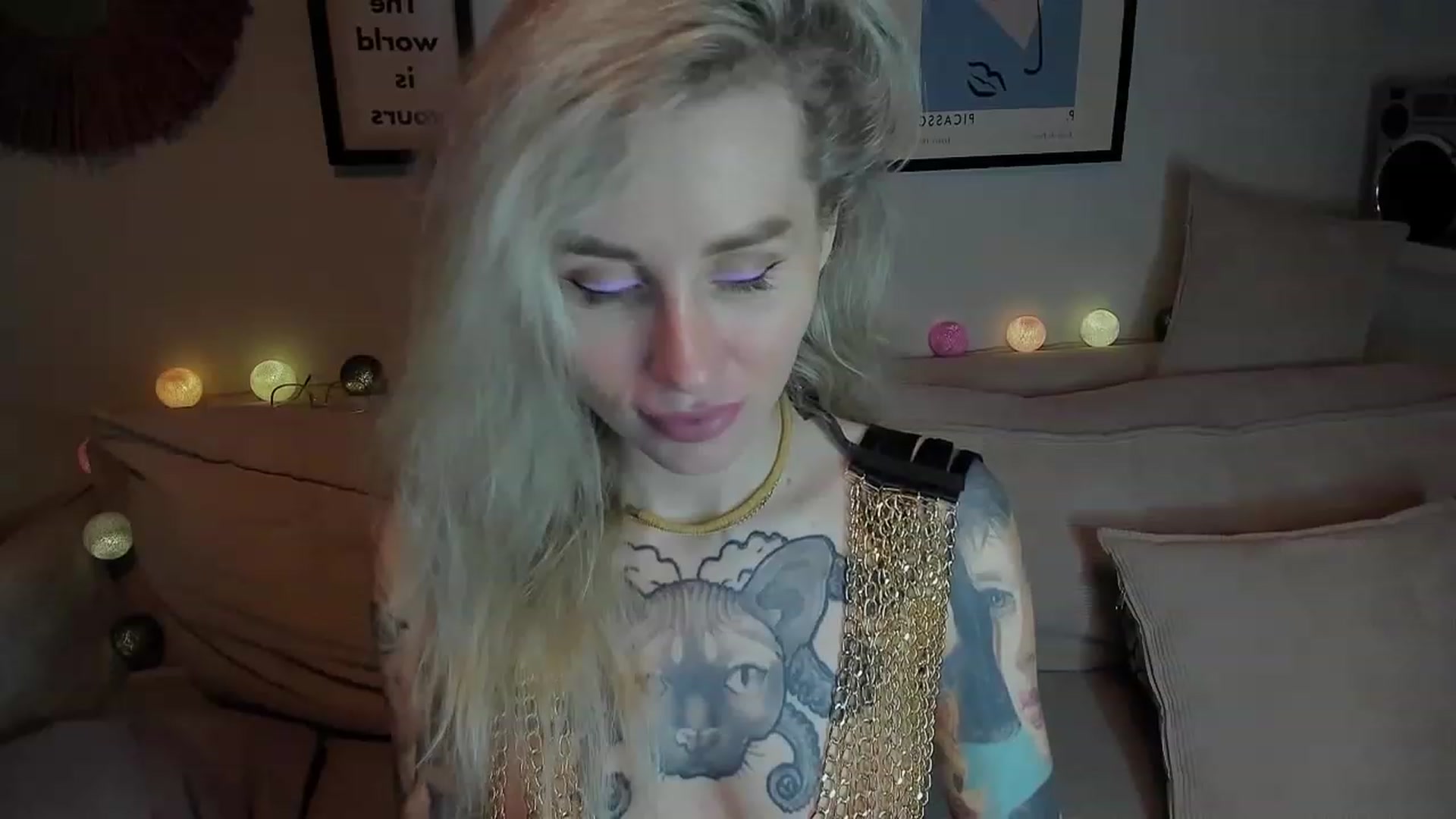 Gallery image thumbnail from Alexa_Smithhh's myfreecams stream on, 12/13/2023, 17:49 image 13 of 20