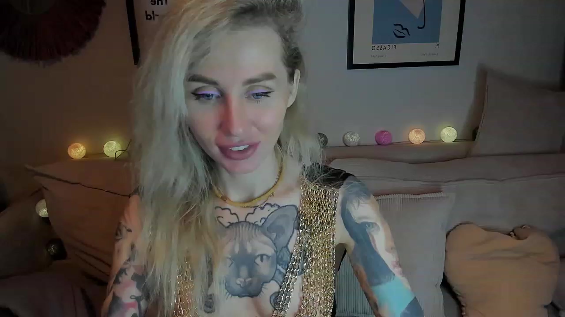 Gallery image thumbnail from Alexa_Smithhh's myfreecams stream on, 12/13/2023, 17:49 image 1 of 20