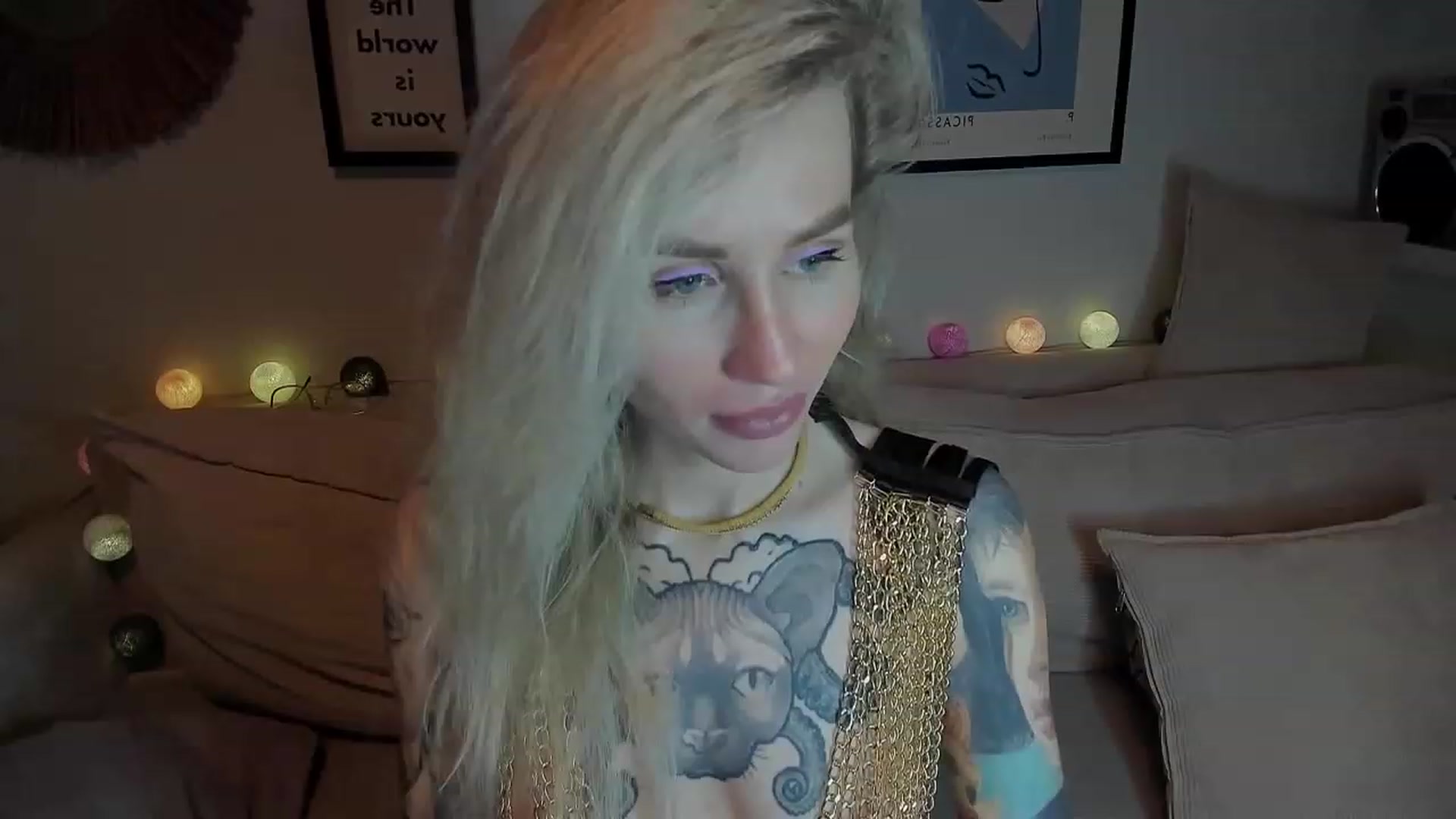Gallery image thumbnail from Alexa_Smithhh's myfreecams stream on, 12/13/2023, 17:49 image 14 of 20