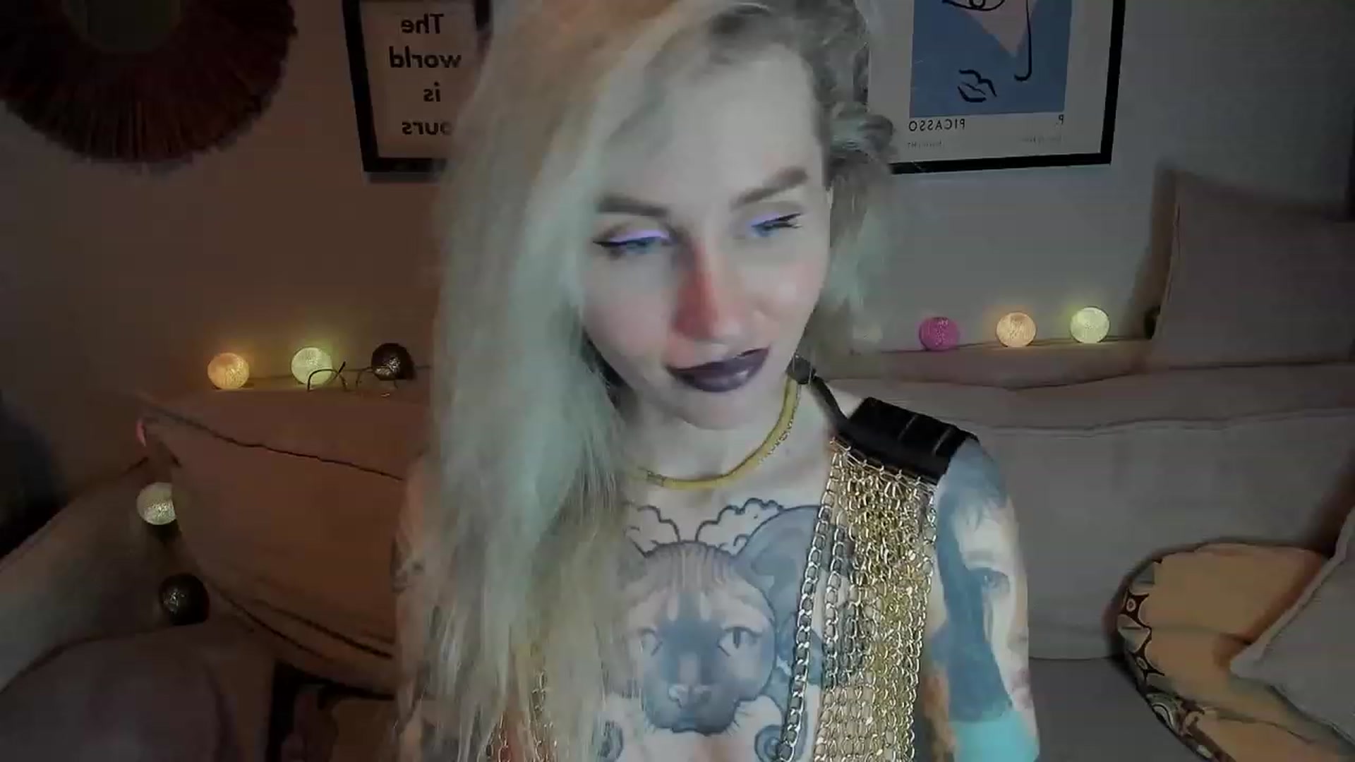 Gallery image thumbnail from Alexa_Smithhh's myfreecams stream on, 12/13/2023, 21:09 image 13 of 20