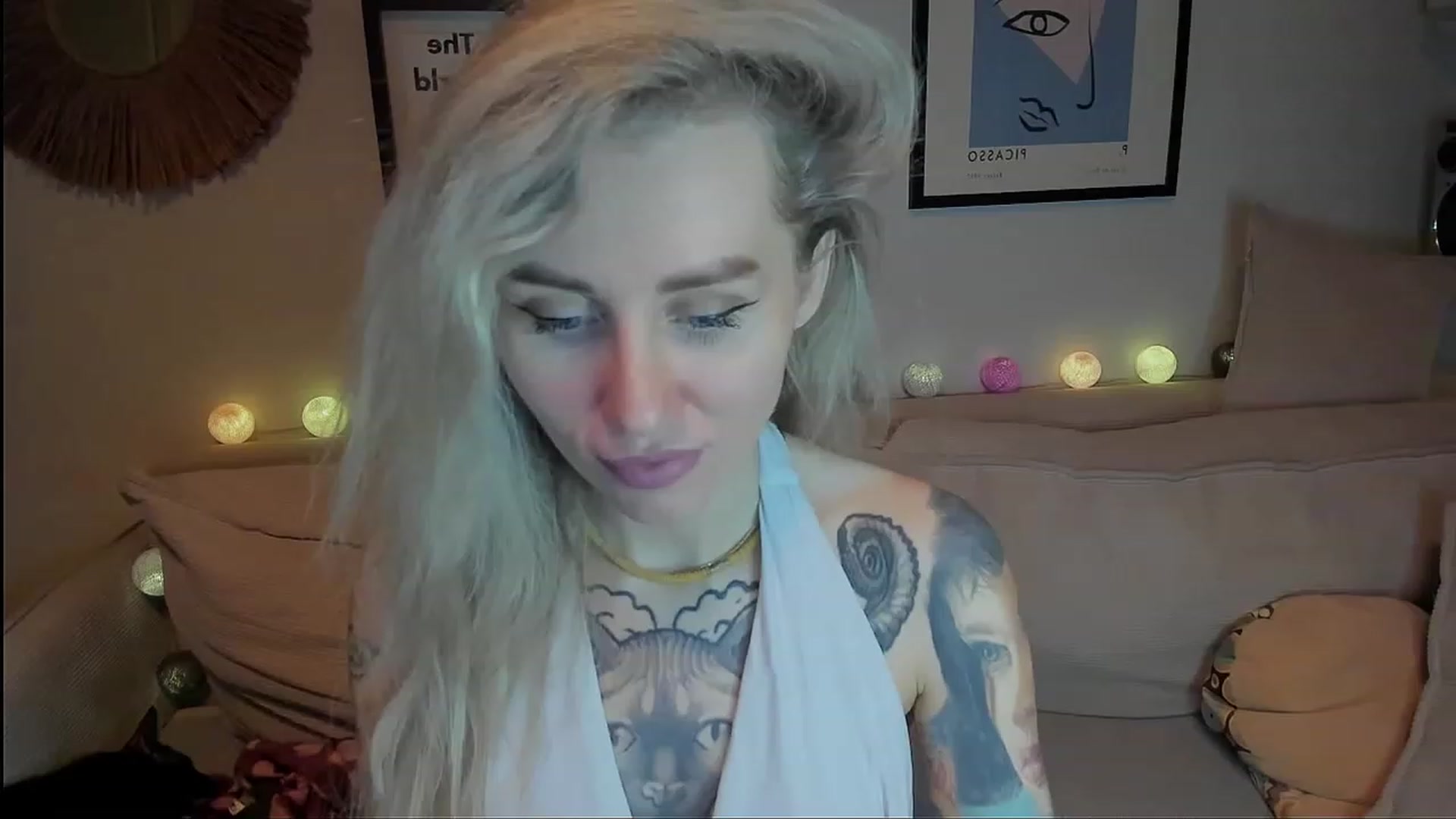 Gallery image thumbnail from Alexa_Smithhh's myfreecams stream on, 12/14/2023, 19:40 image 9 of 20