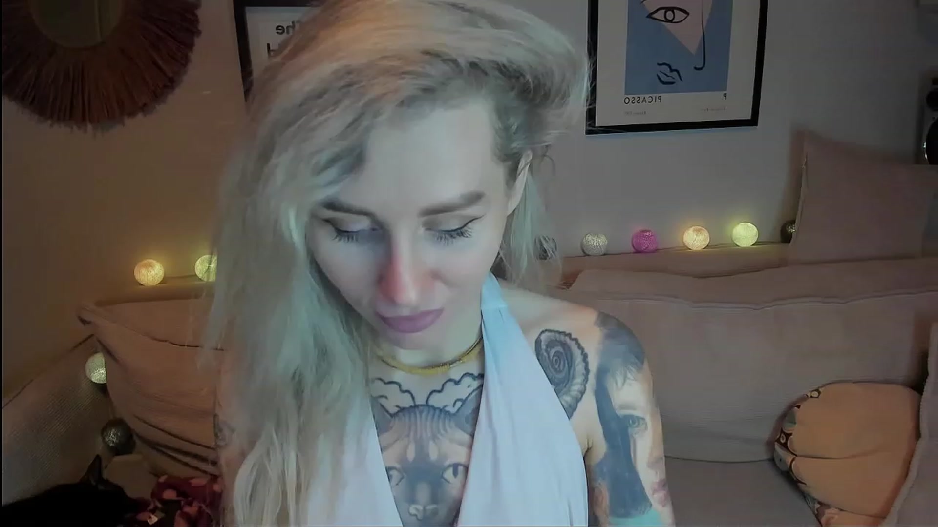 Gallery image thumbnail from Alexa_Smithhh's myfreecams stream on, 12/14/2023, 19:40 image 8 of 20