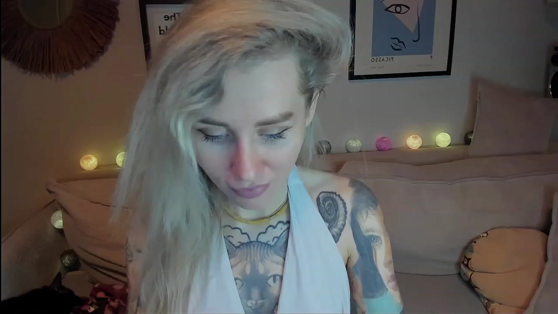 Gallery image thumbnail from Alexa_Smithhh's myfreecams stream on, 12/14/2023, 19:40 image 6 of 20