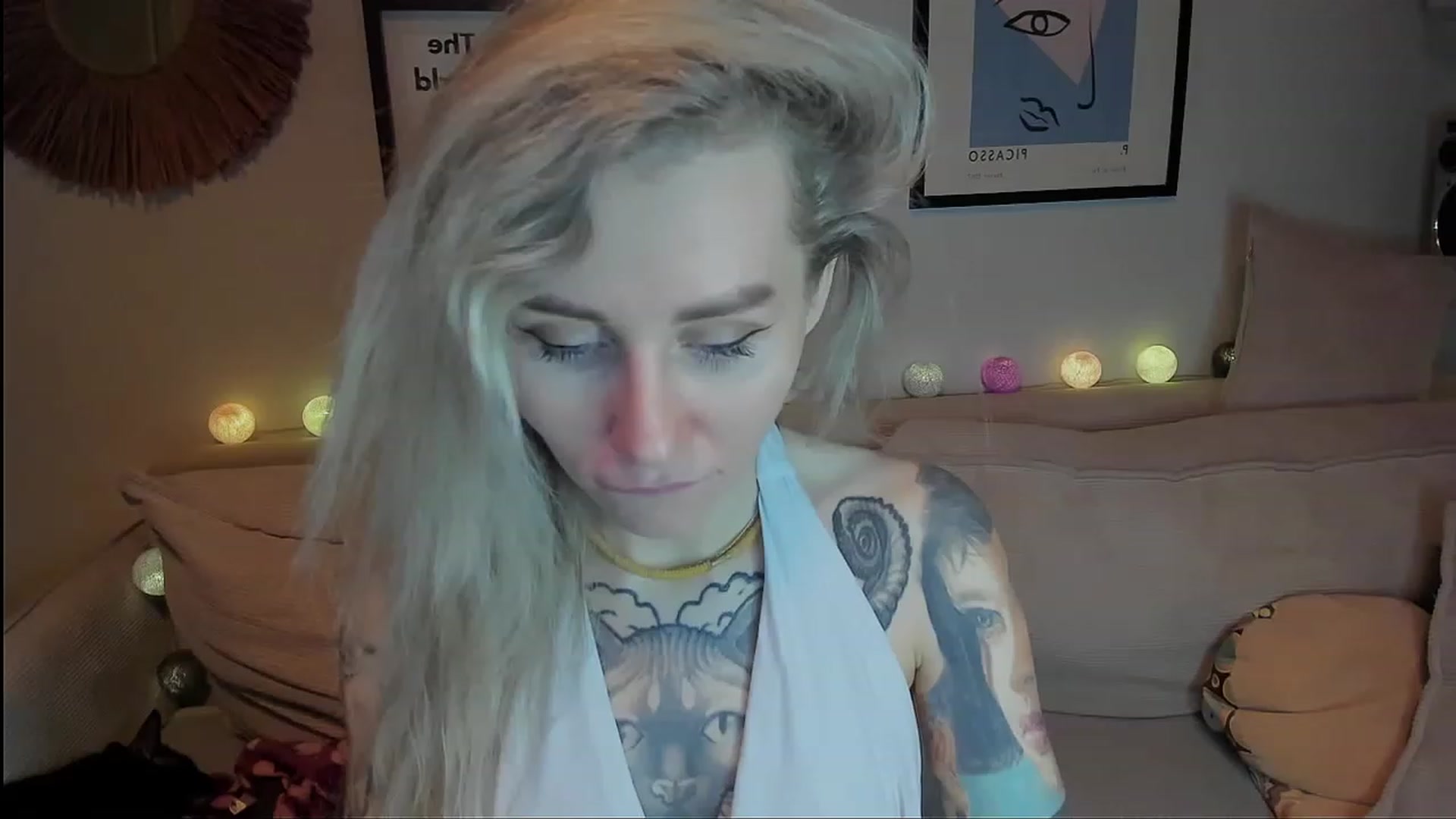 Gallery image thumbnail from Alexa_Smithhh's myfreecams stream on, 12/14/2023, 19:40 image 5 of 20
