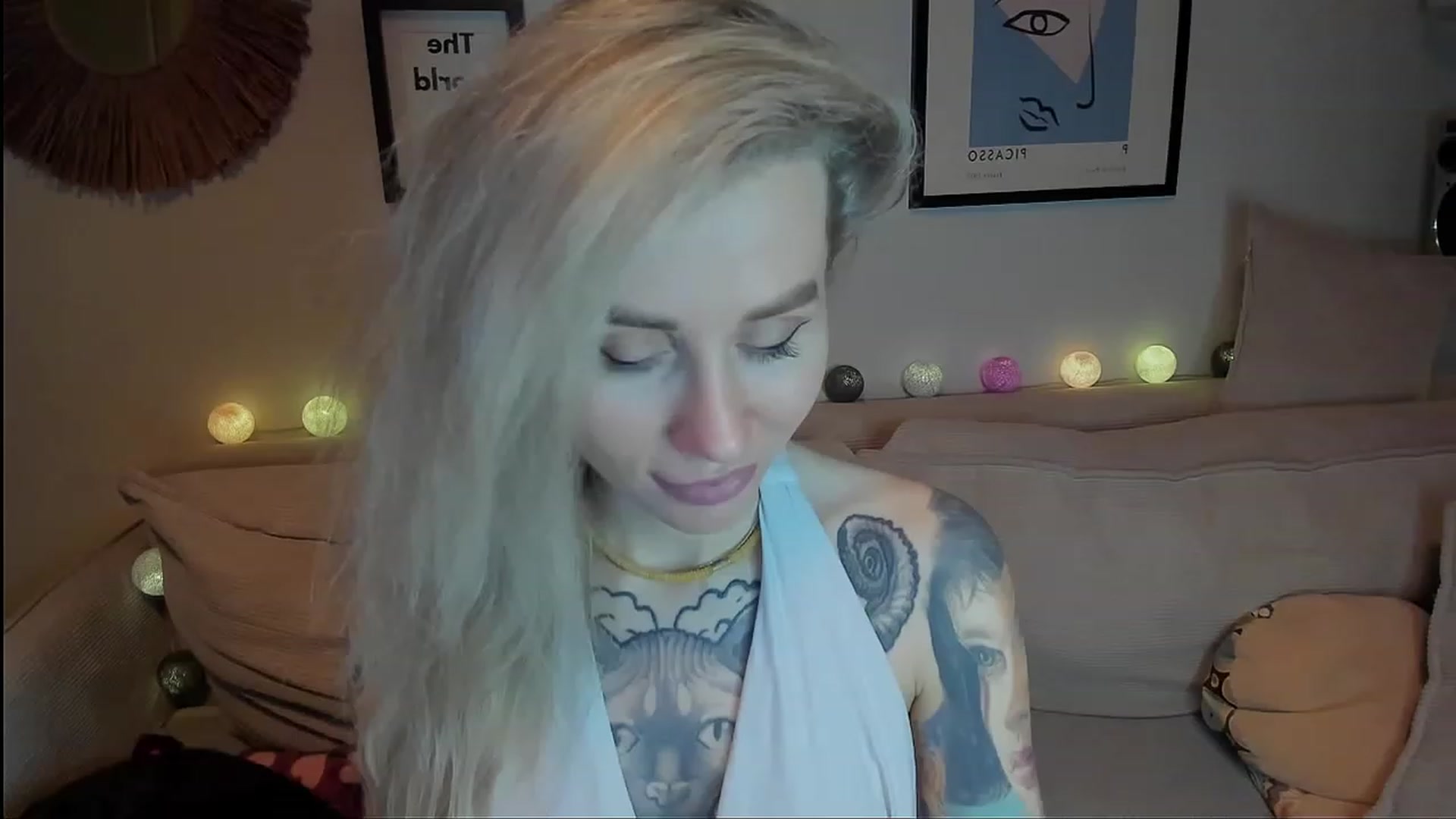 Gallery image thumbnail from Alexa_Smithhh's myfreecams stream on, 12/14/2023, 19:40 image 14 of 20