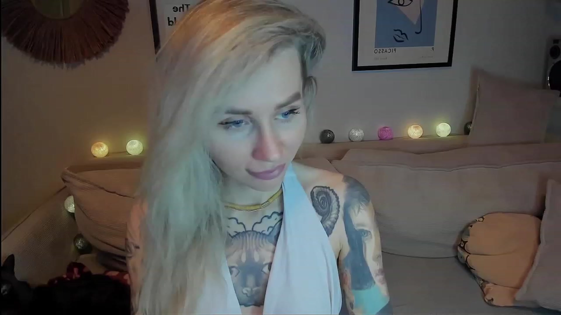 Gallery image thumbnail from Alexa_Smithhh's myfreecams stream on, 12/14/2023, 19:40 image 18 of 20