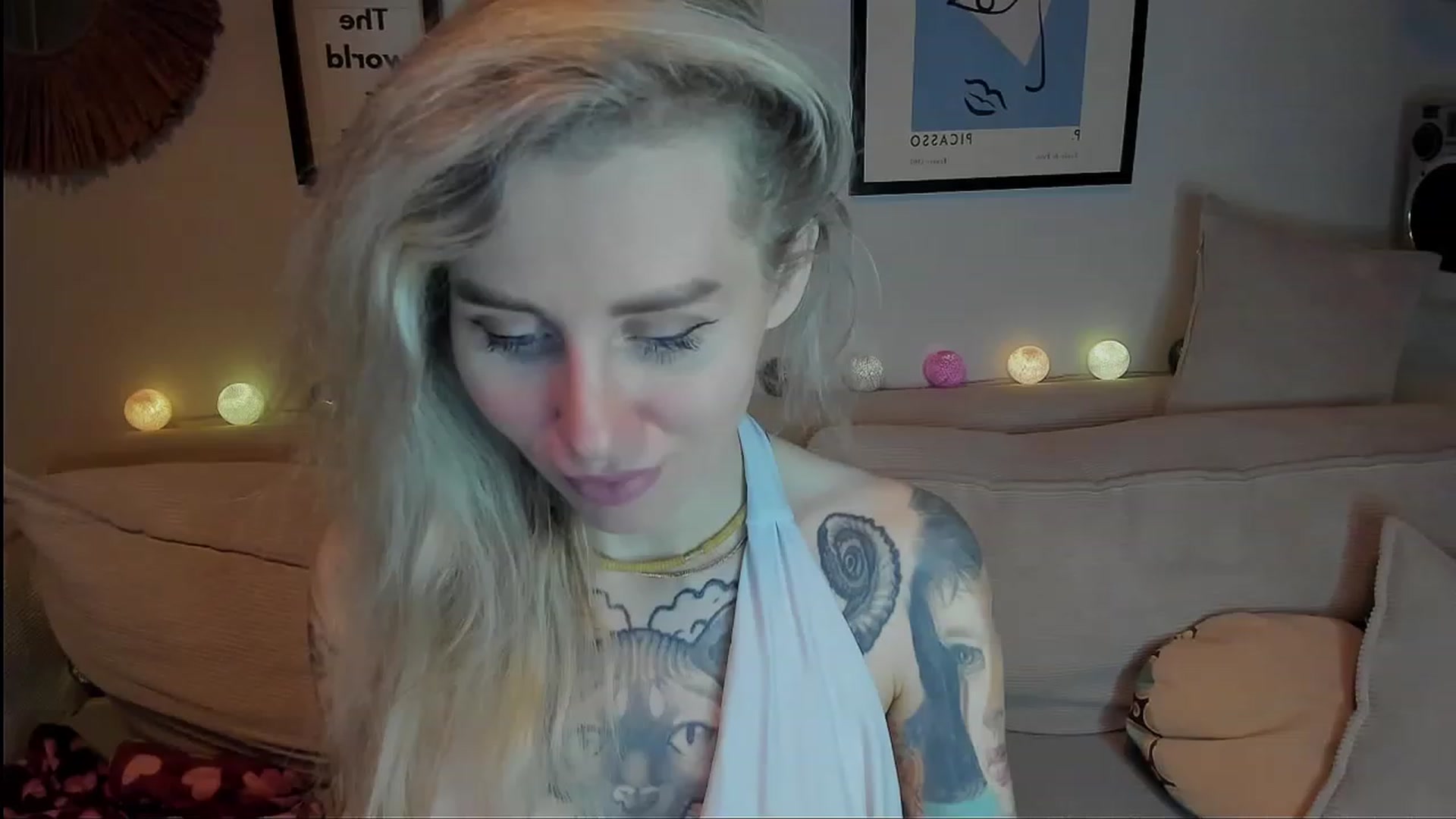 Gallery image thumbnail from Alexa_Smithhh's myfreecams stream on, 12/14/2023, 20:38 image 18 of 20