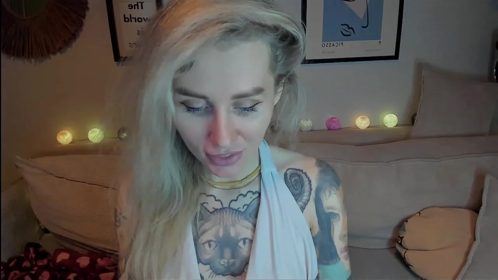 Gallery image thumbnail from Alexa_Smithhh's myfreecams stream on, 12/14/2023, 21:31 image 13 of 20
